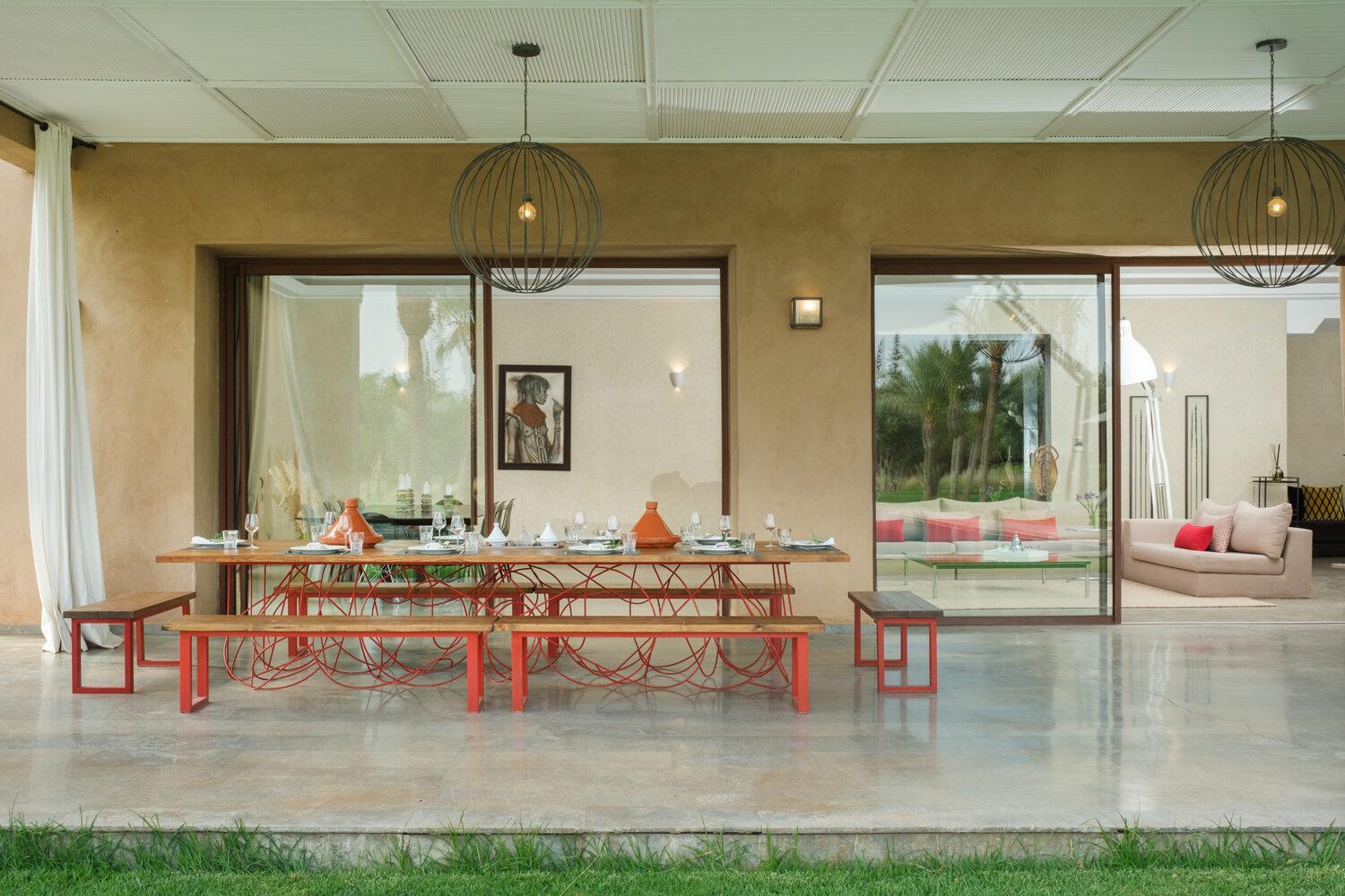 Adnaa - Modern Villa with 2 pools, sauna, hammam, tennis court & home cinema