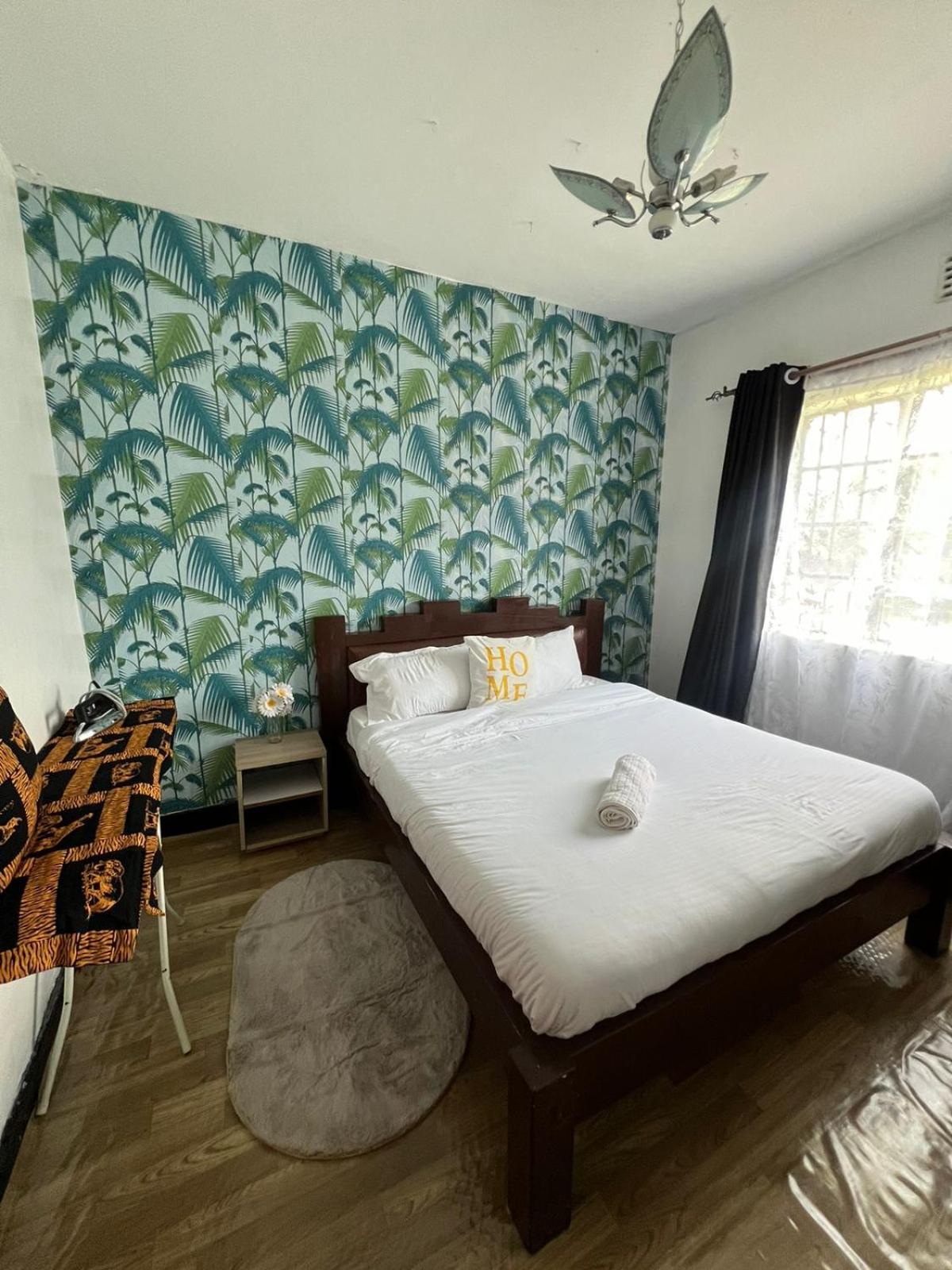 Perfect Palm-Moi Flats suite view 5