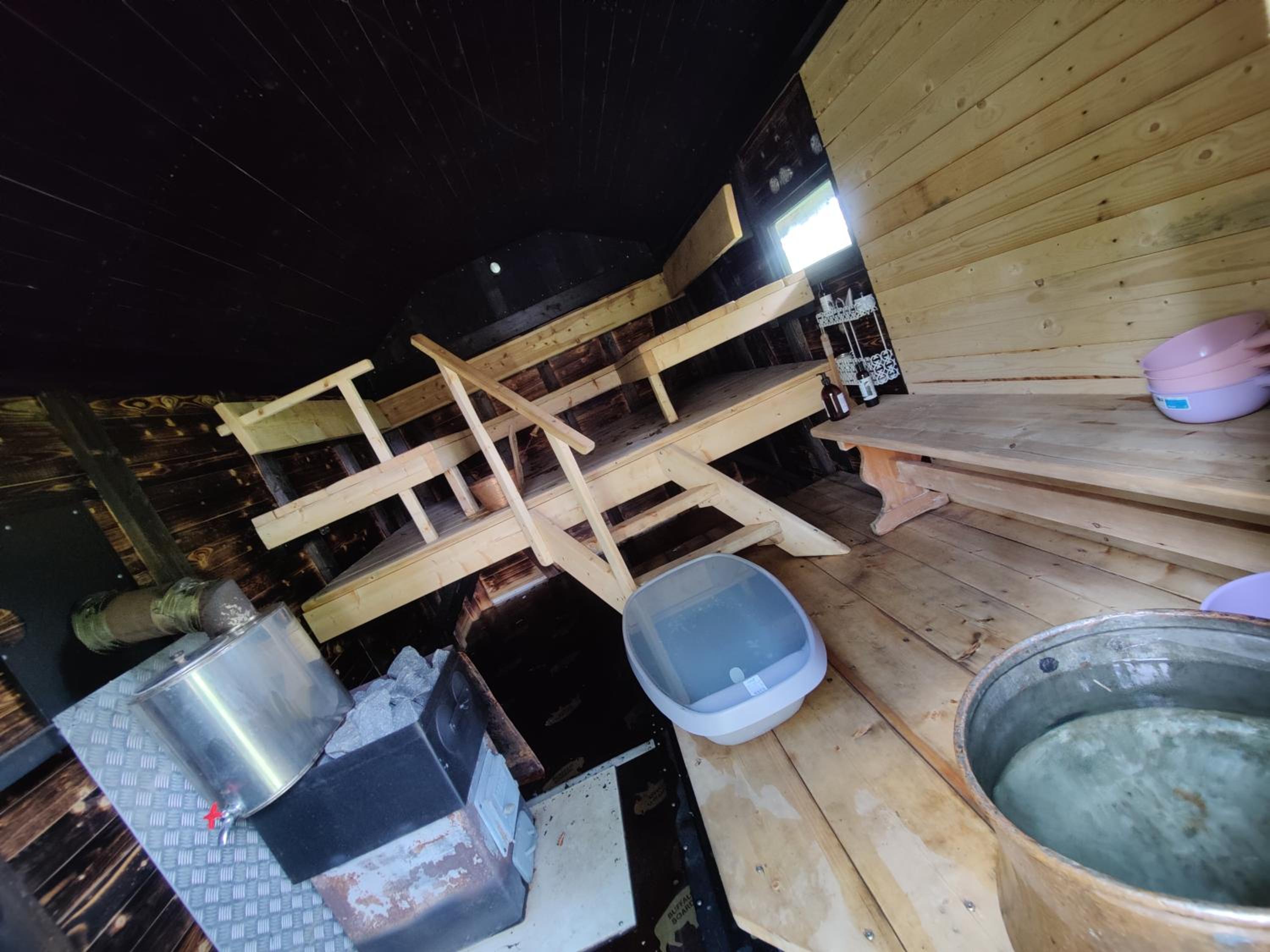 Käkiniitty Glamping Cuckoo Camp