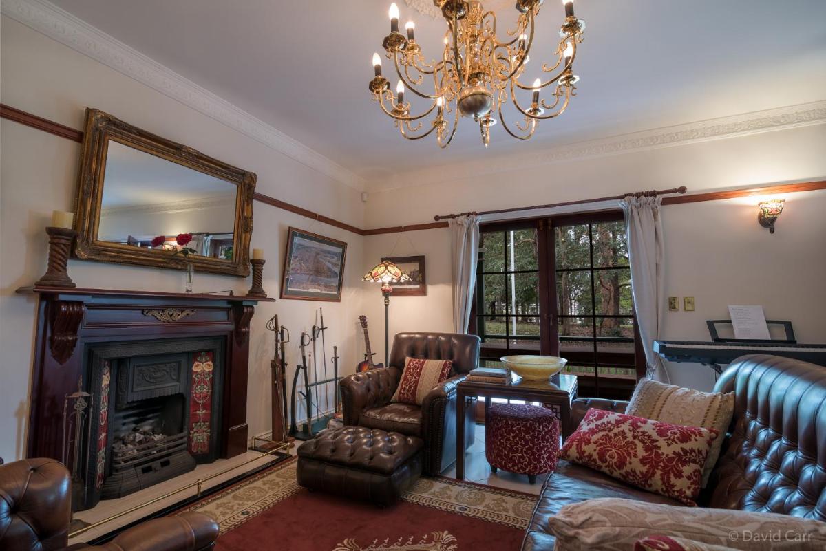 Grove Manor