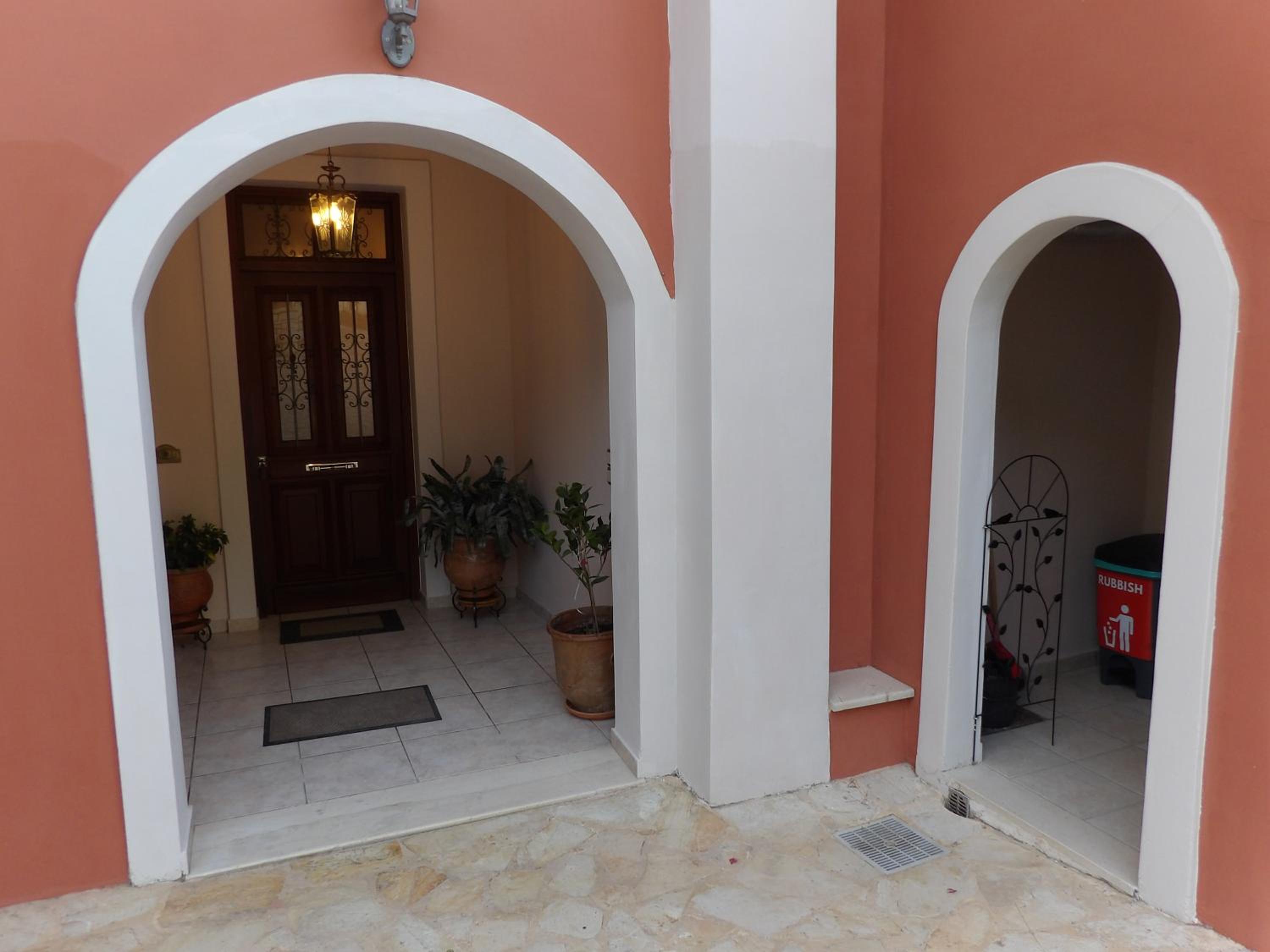 Hotel Corfu town 'PANORAMIC VIEW HOUSE' - Image 1