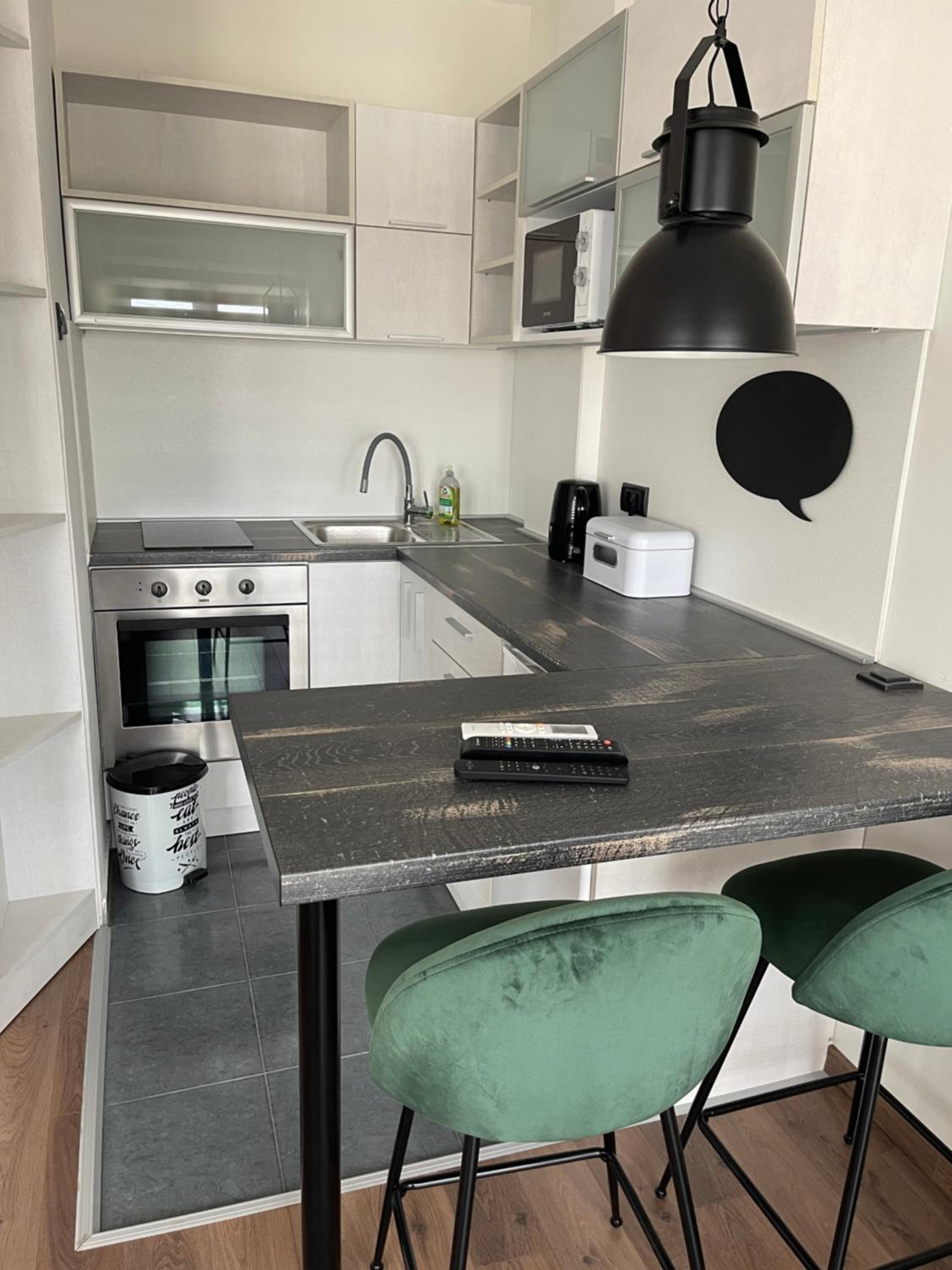 Almond Apartment