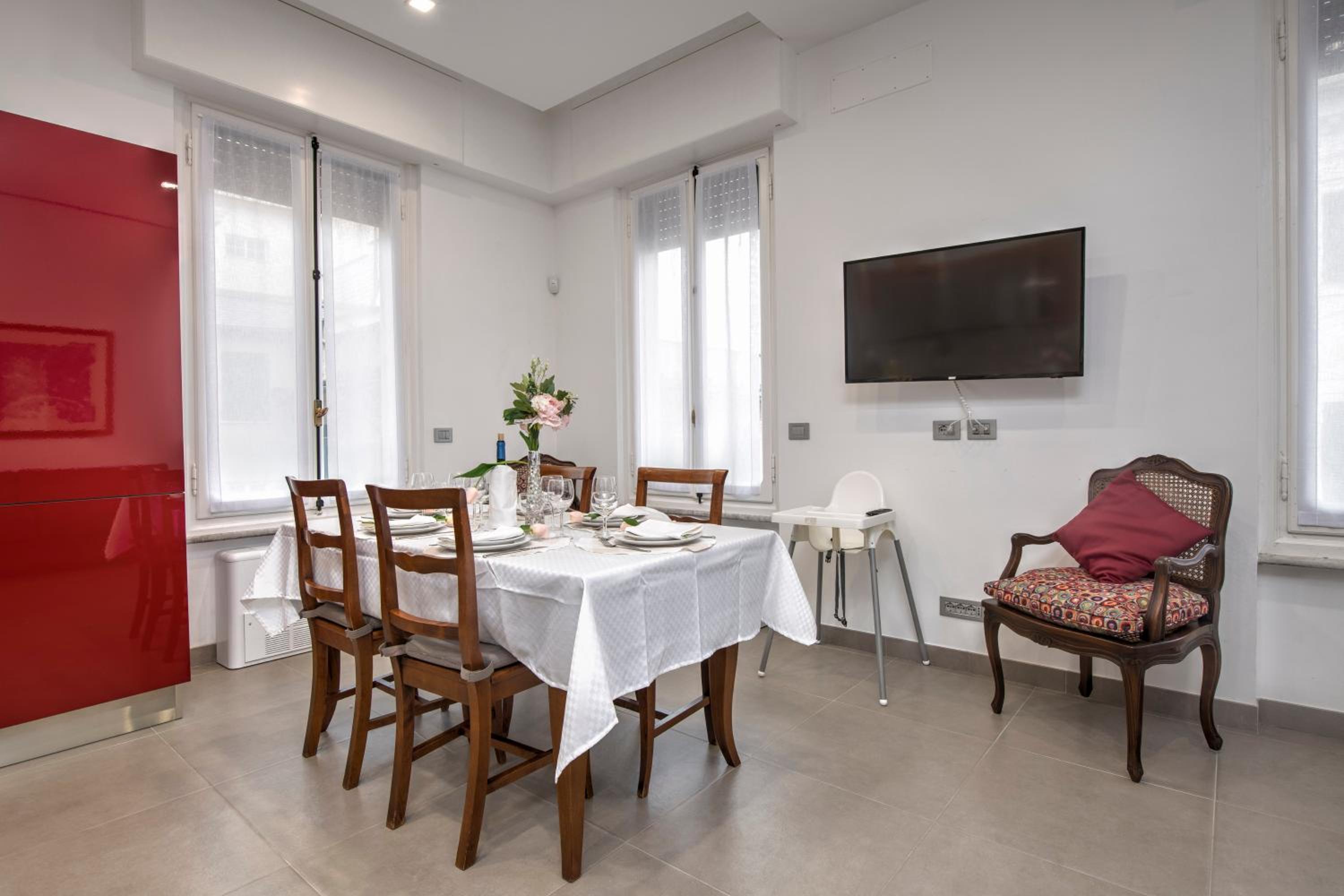 Central apartment with parking