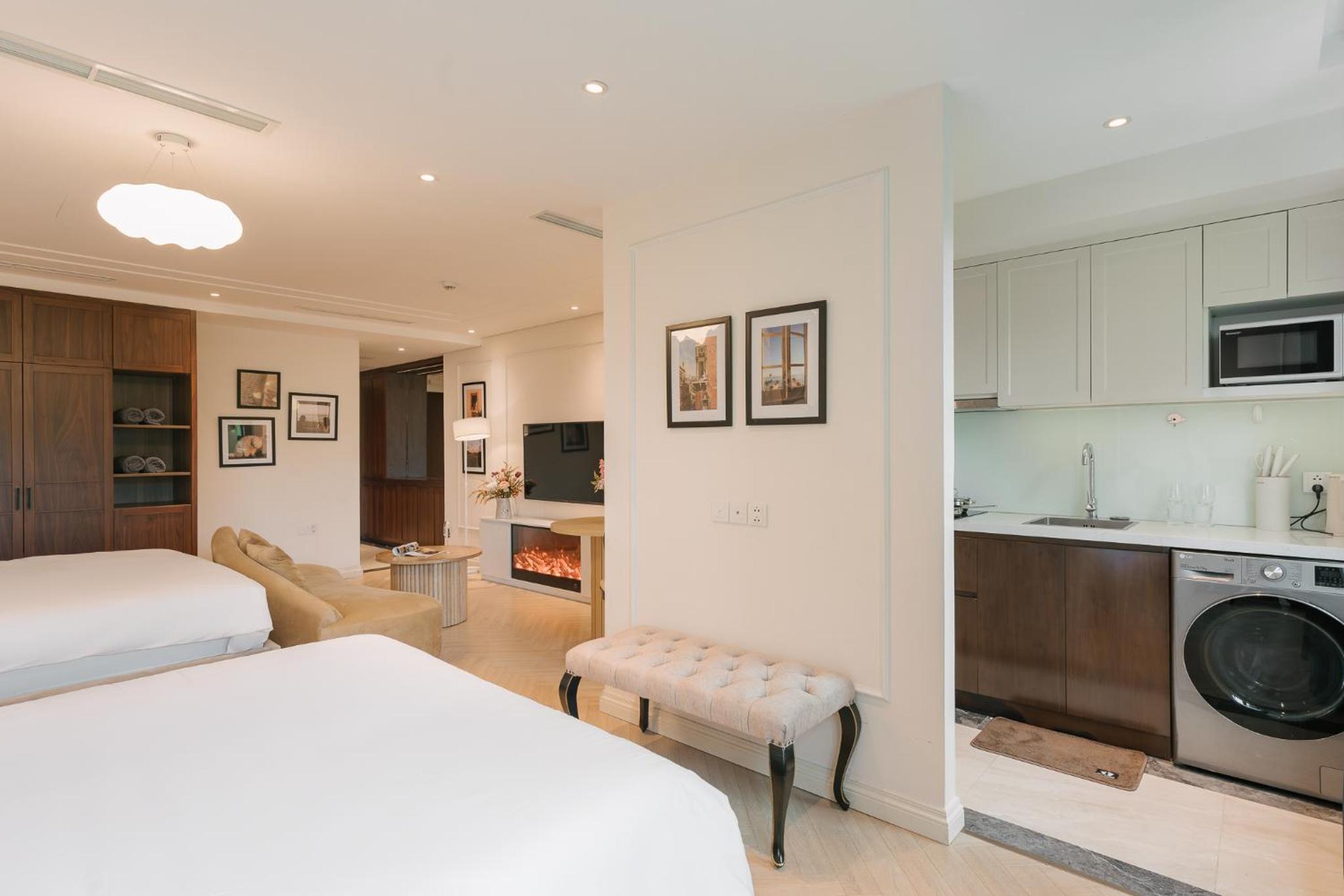 T Place Luxury Apartment Hoan Kiem Lake by SSens Homes