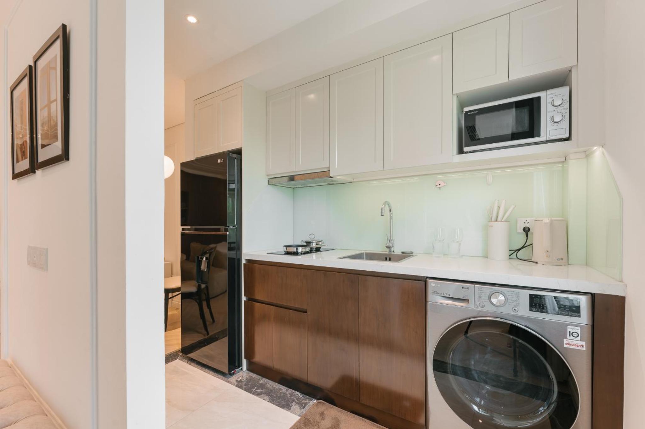T Place Luxury Apartment Hoan Kiem Lake by SSens Homes