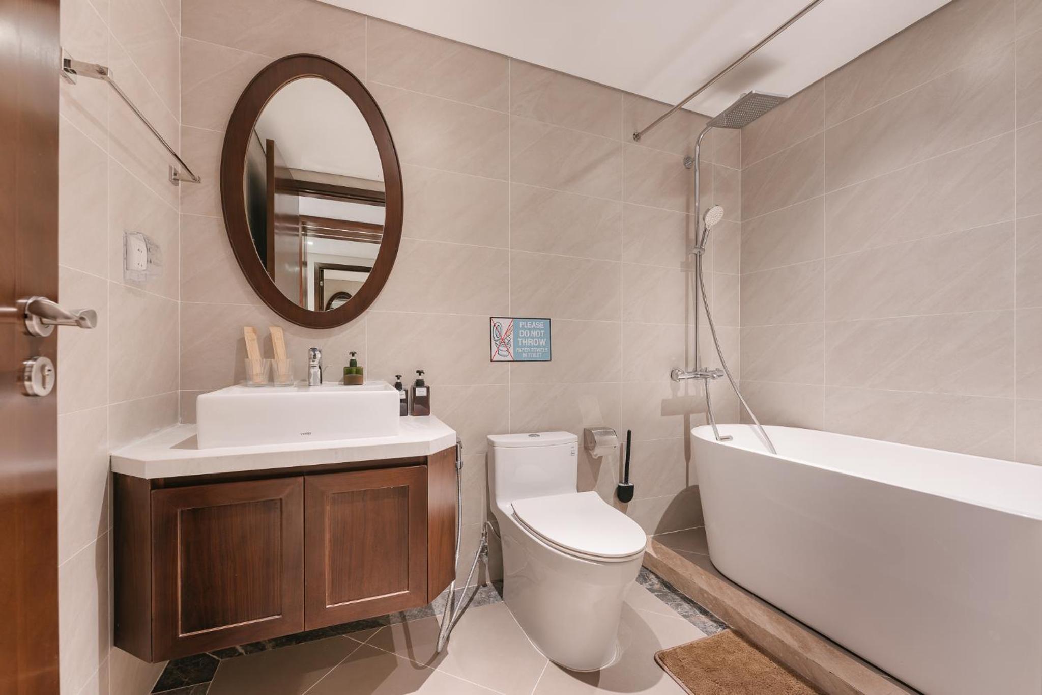 T Place Luxury Apartment Hoan Kiem Lake by SSens Homes