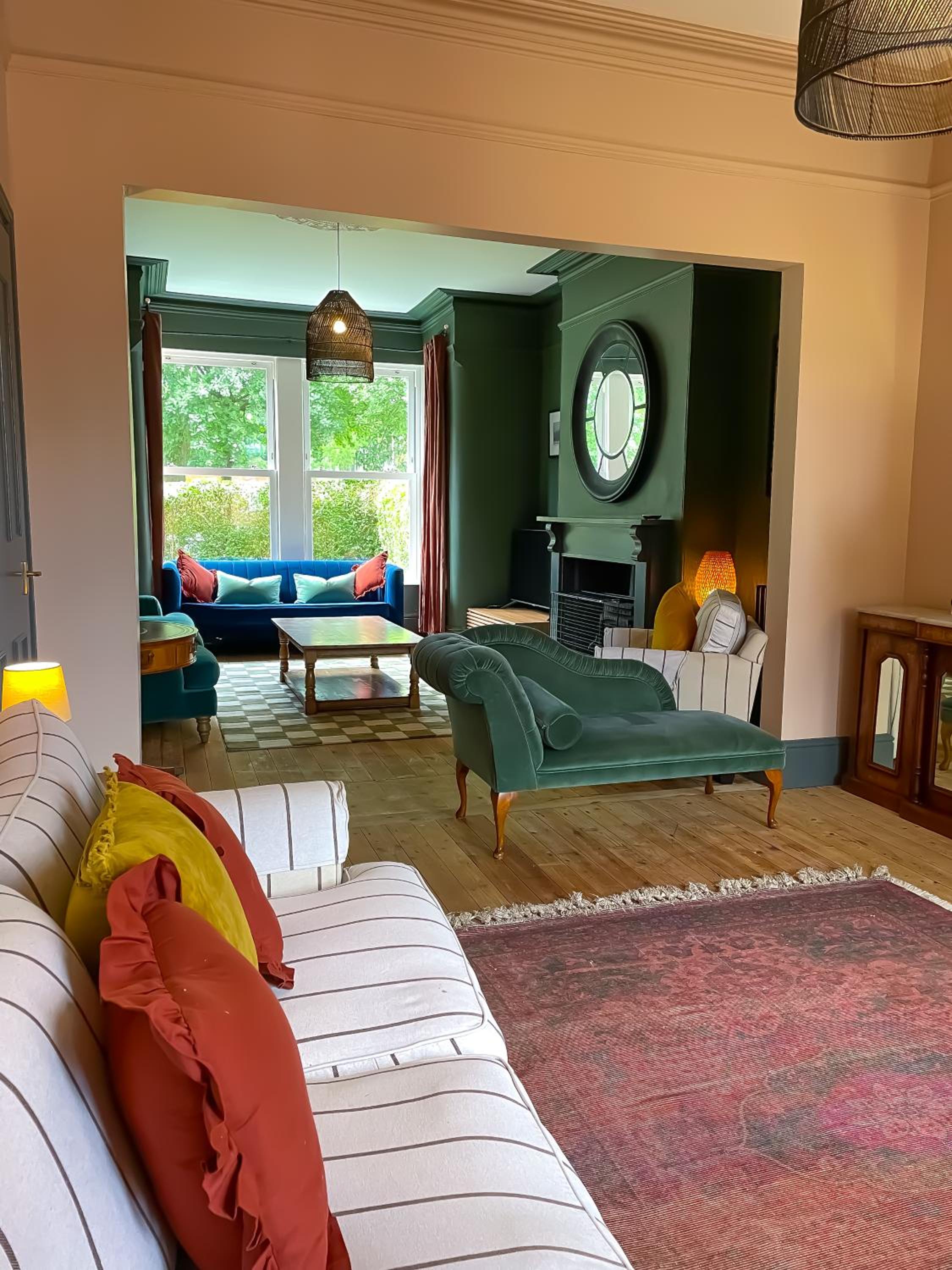 lounge