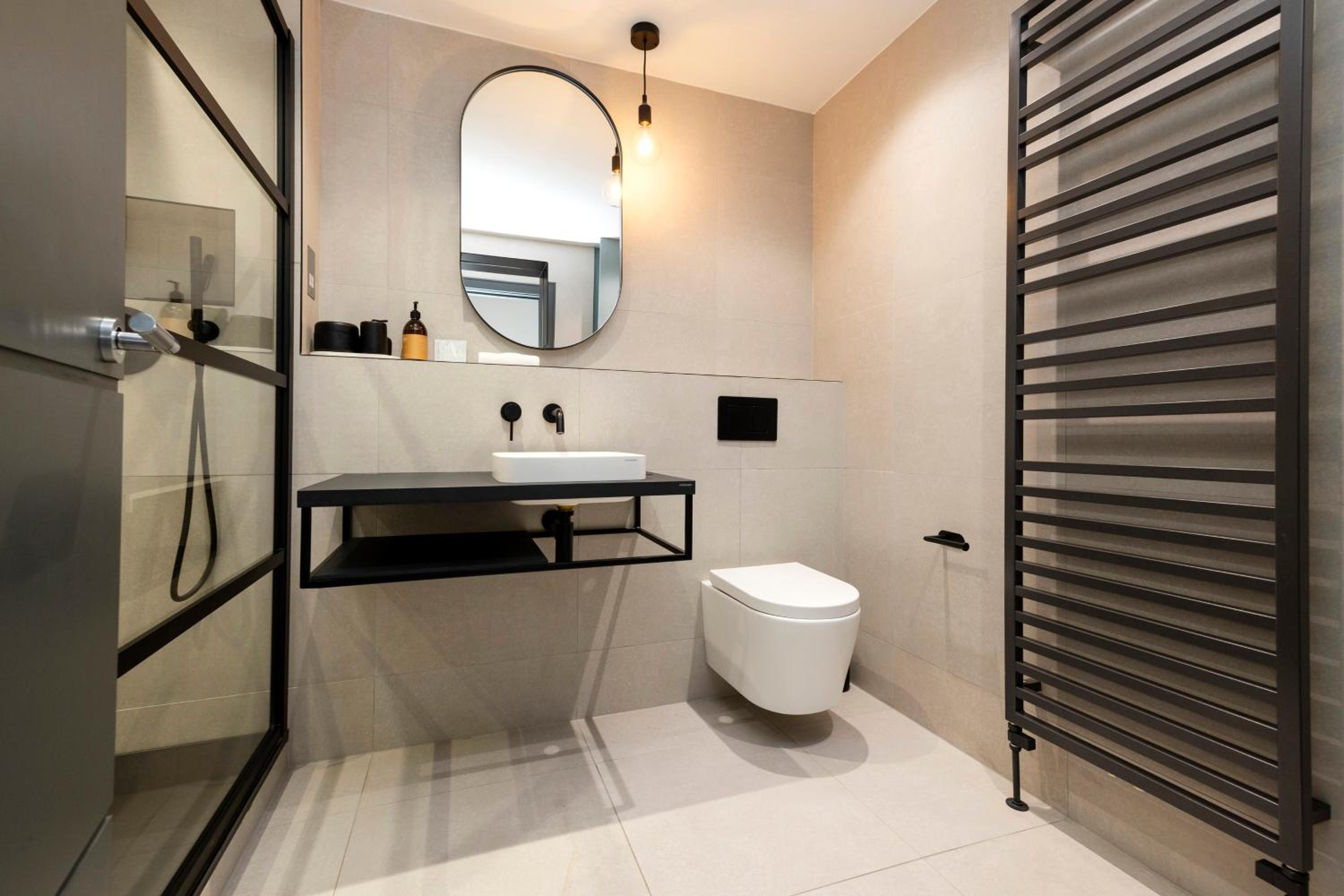 JOIVY Fabulous Apartment with Bay View Terrace
