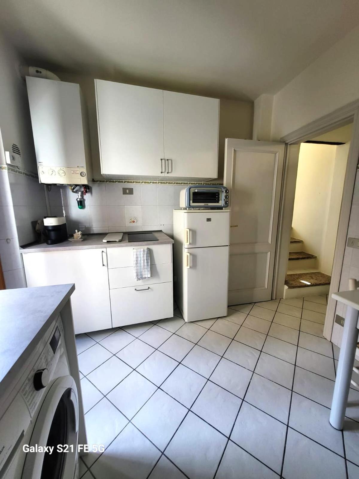 Alba -vista unica con terrazza- photo 4