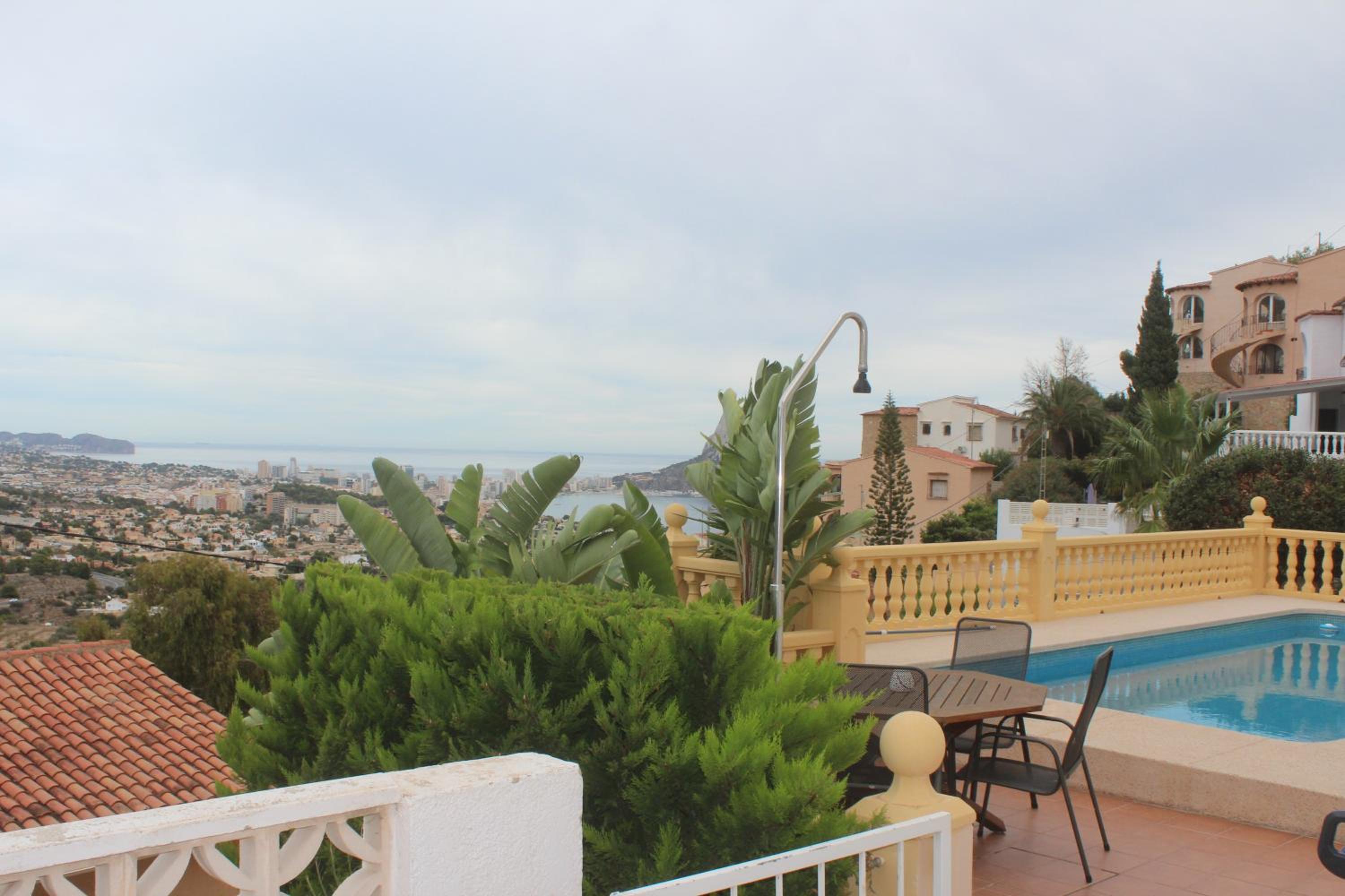 Villa Lujosa con piscina y vistas