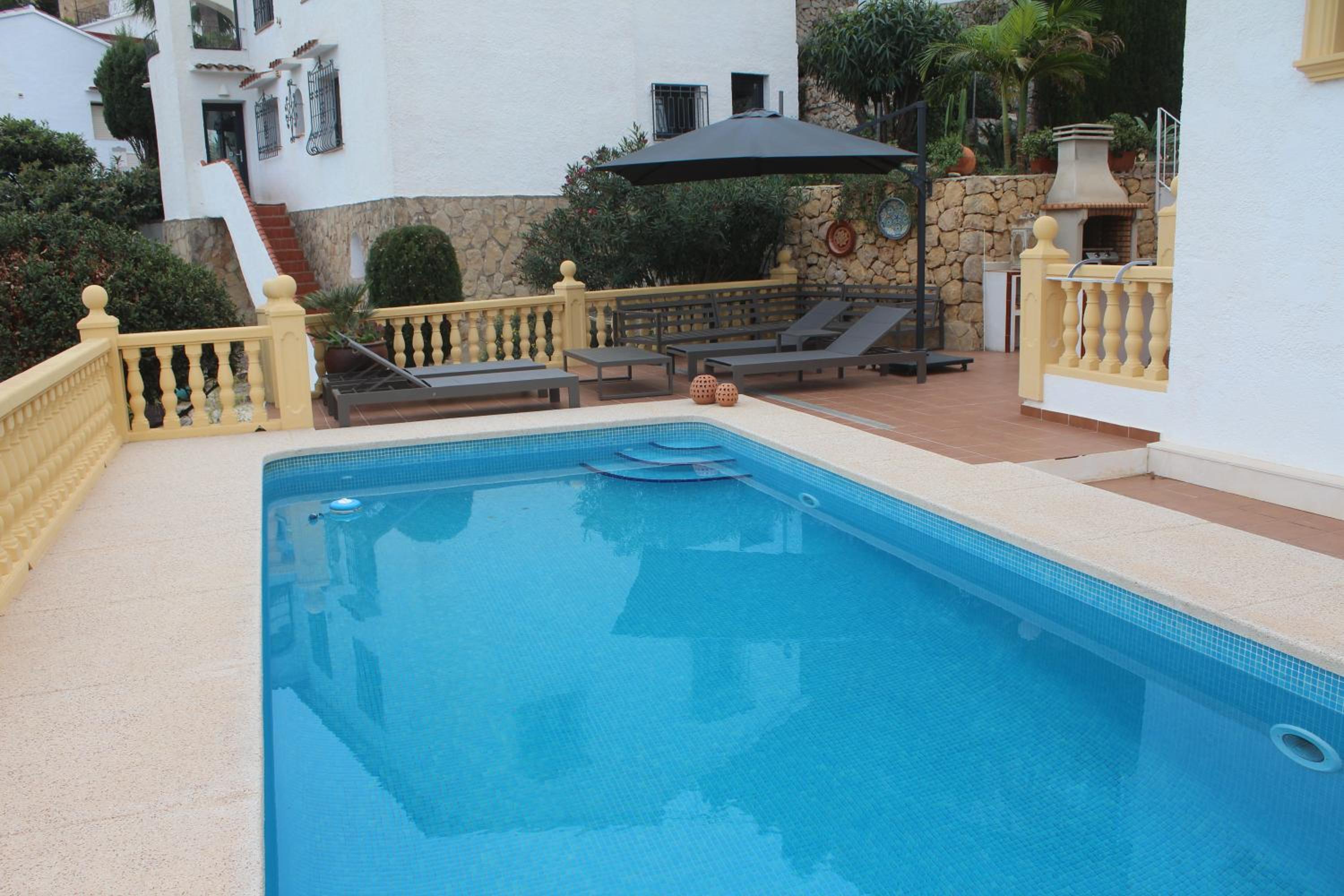 Villa Lujosa con piscina y vistas