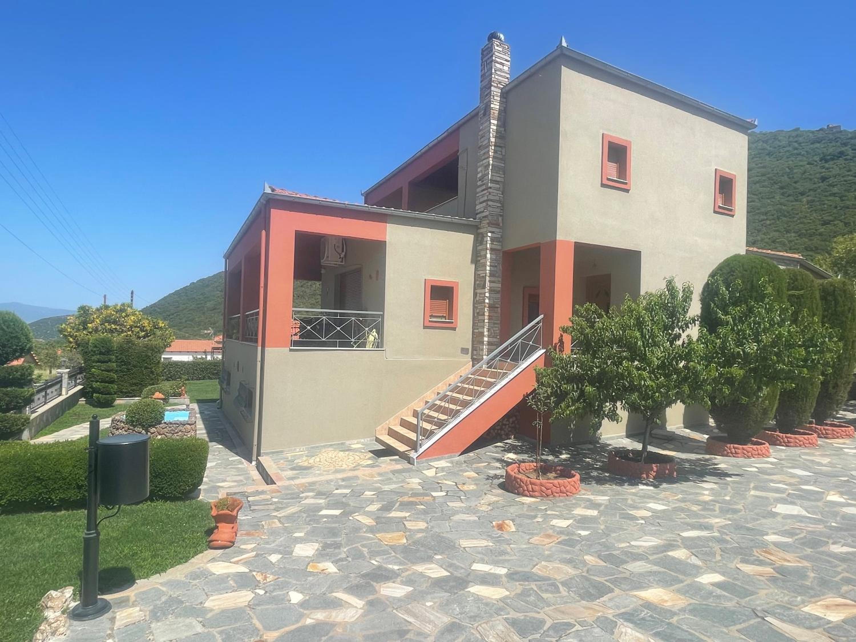 VILLA NIKOLETTA