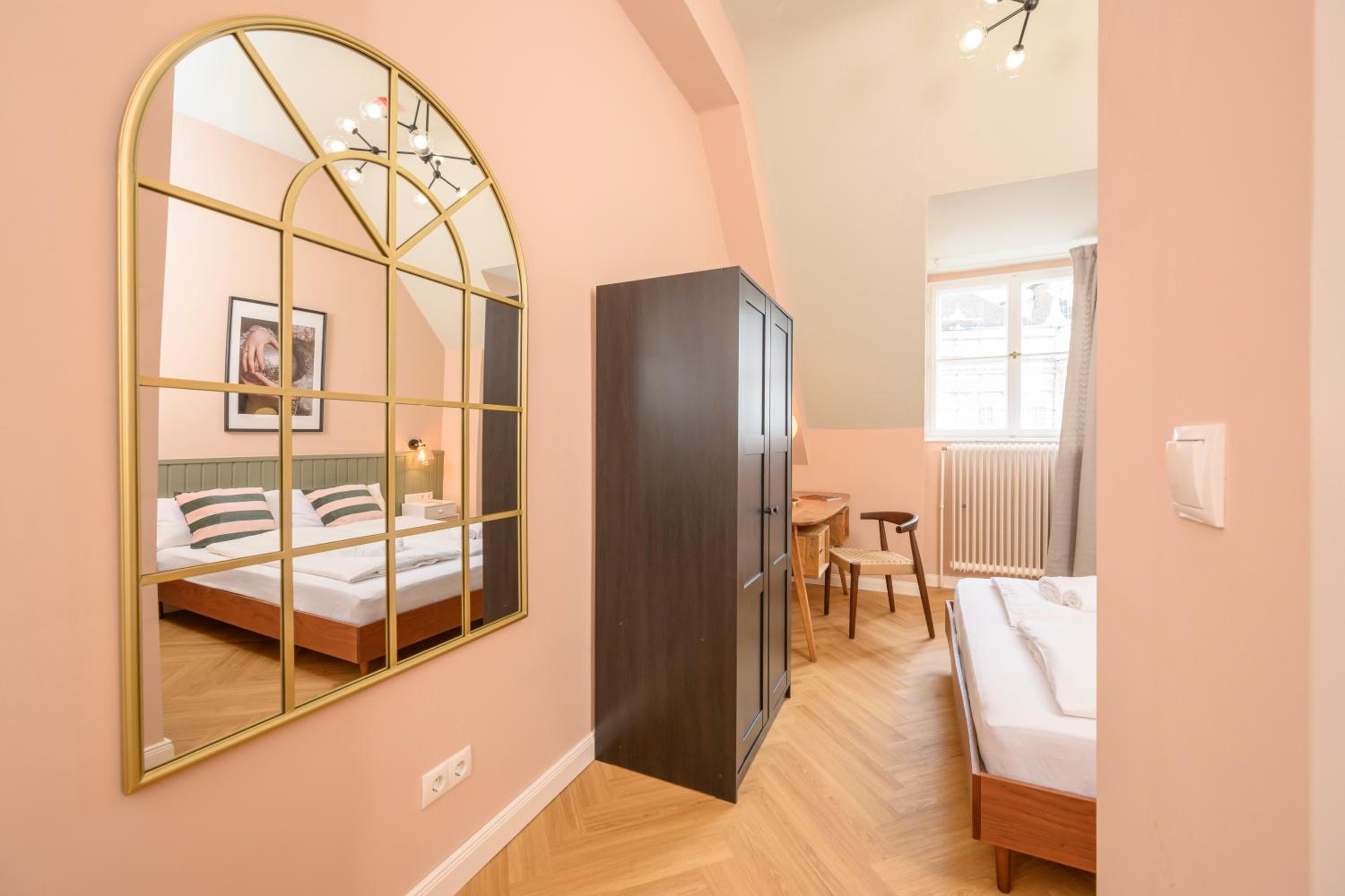 Palais Palffy Suits