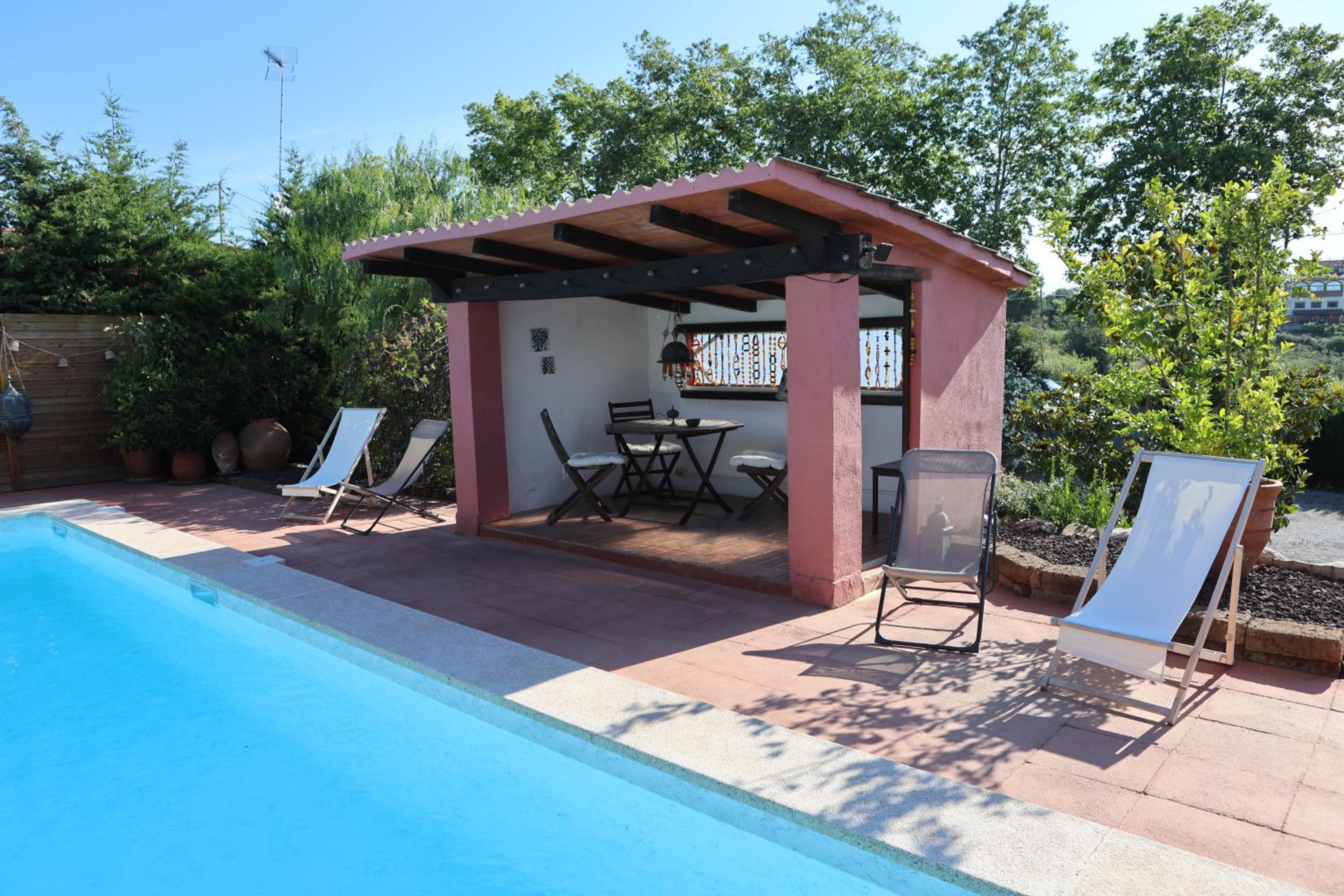 El Cedre Blau Vivienda con piscina en Granollers