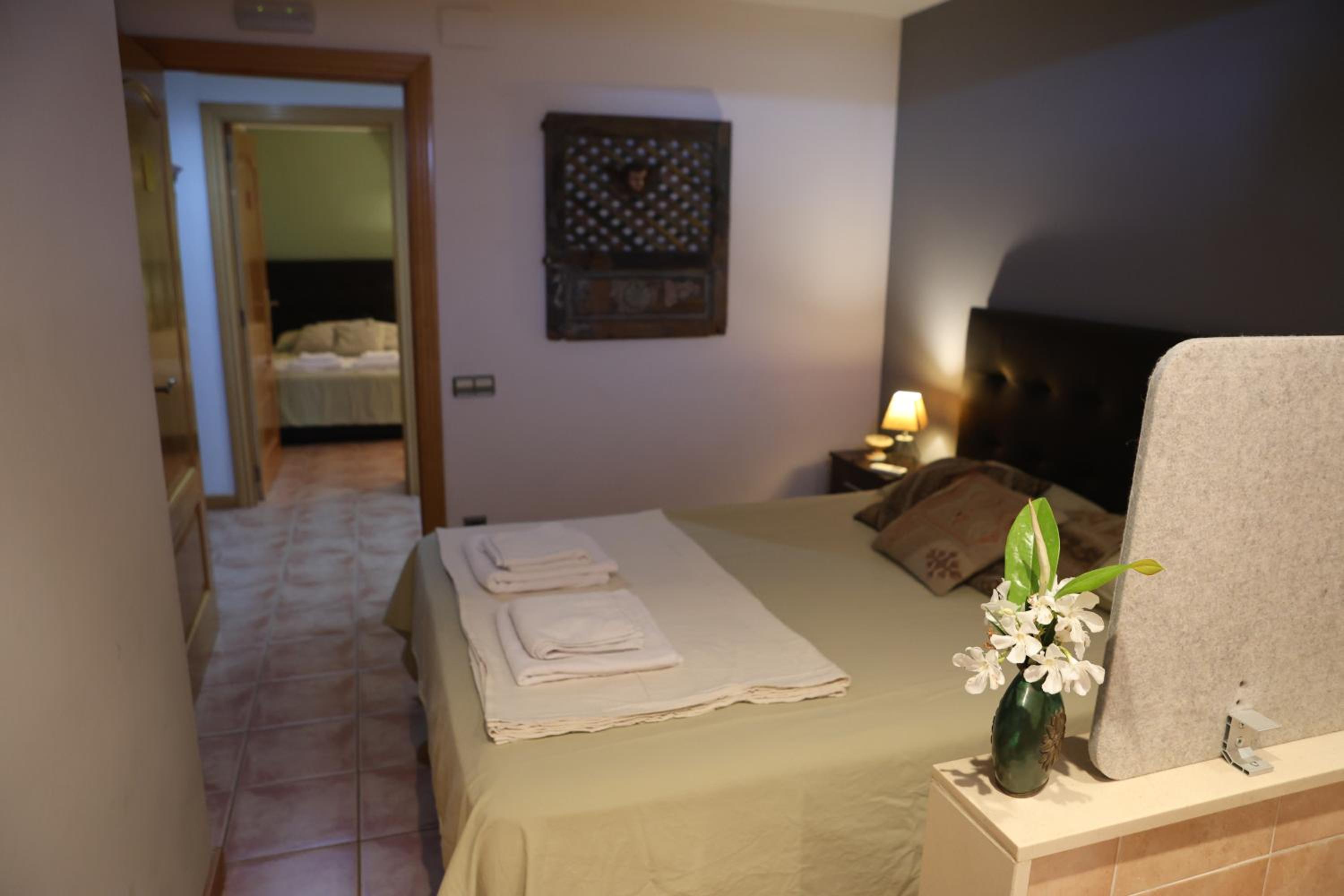 El Cedre Blau Vivienda con piscina en Granollers