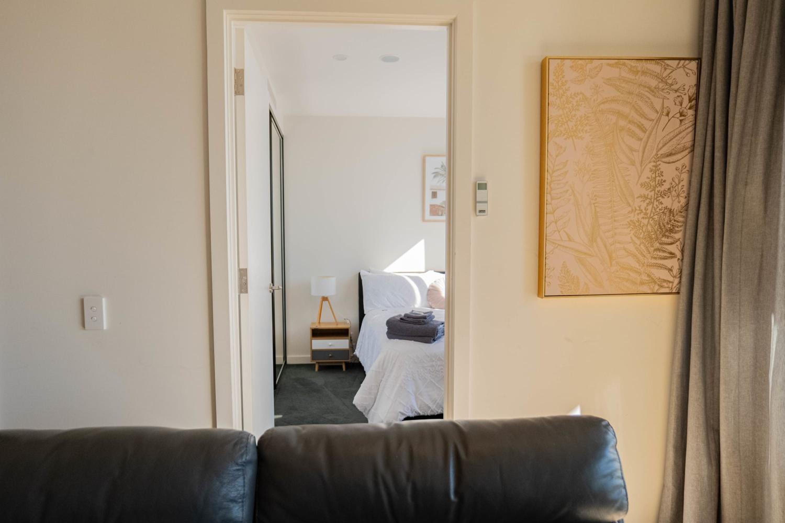 2 BR family business friendly CBD ANU