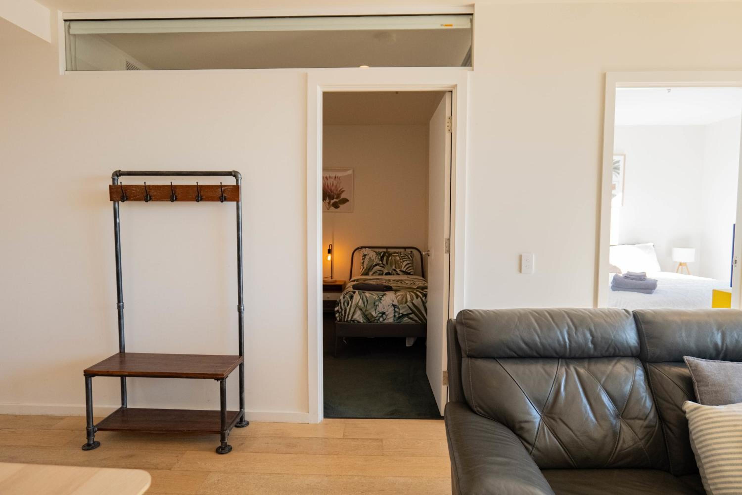 2 BR family business friendly CBD ANU