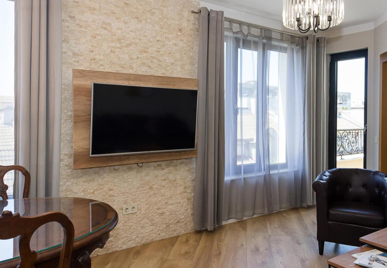 Warm&Comfy 3BD Apartment in Varna Center