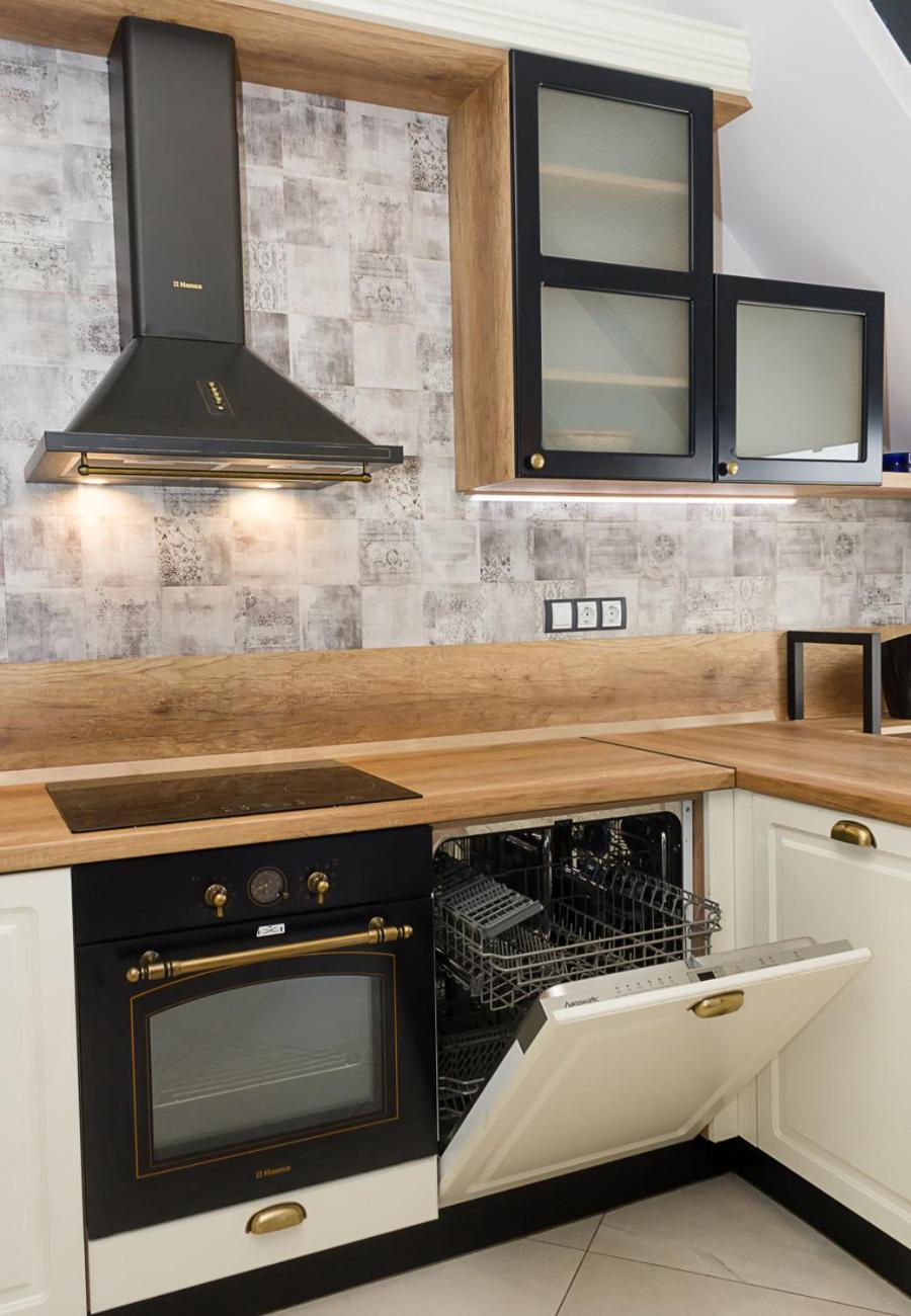 Warm&Comfy 3BD Apartment in Varna Center