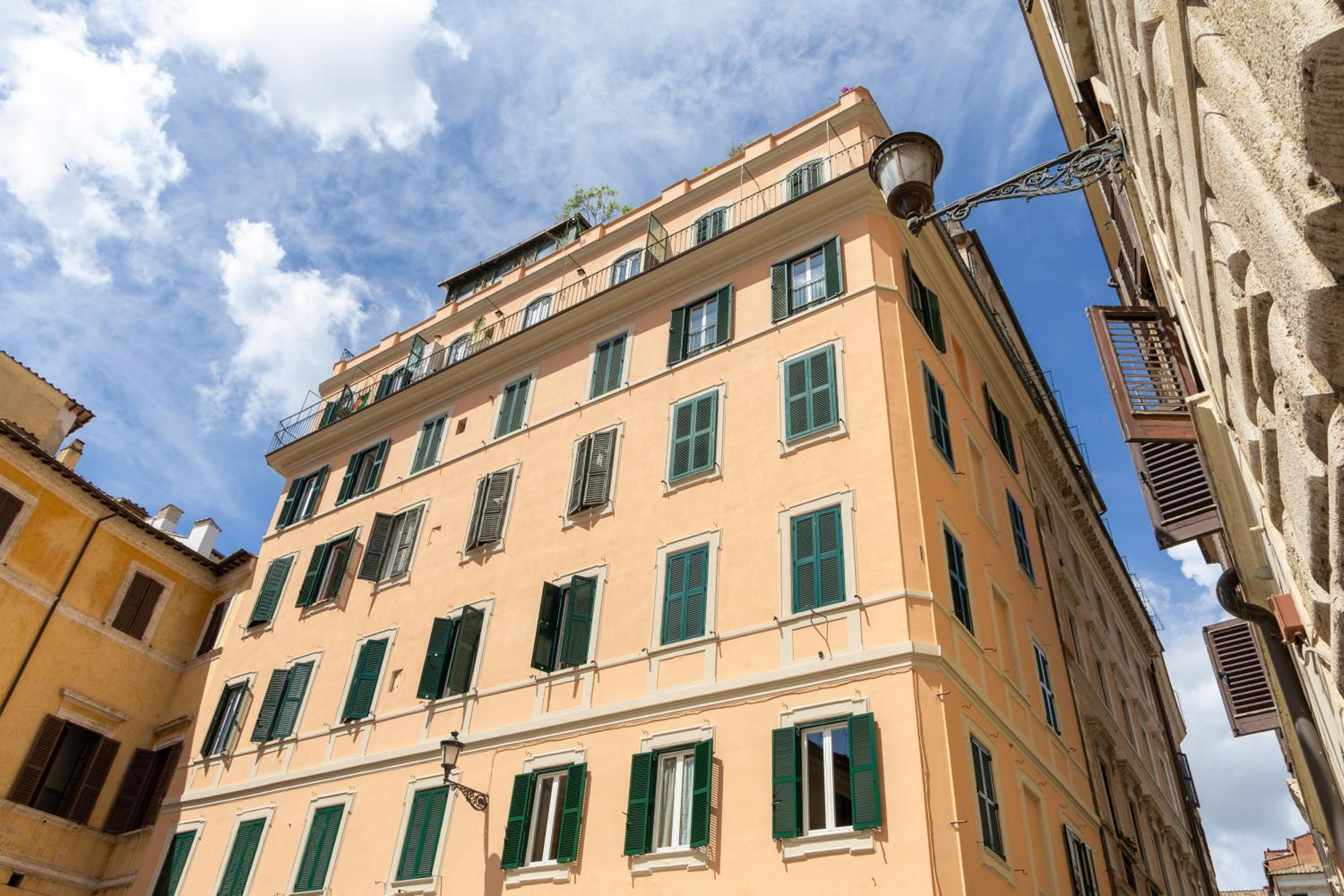 MH Luxury Suite Pantheon