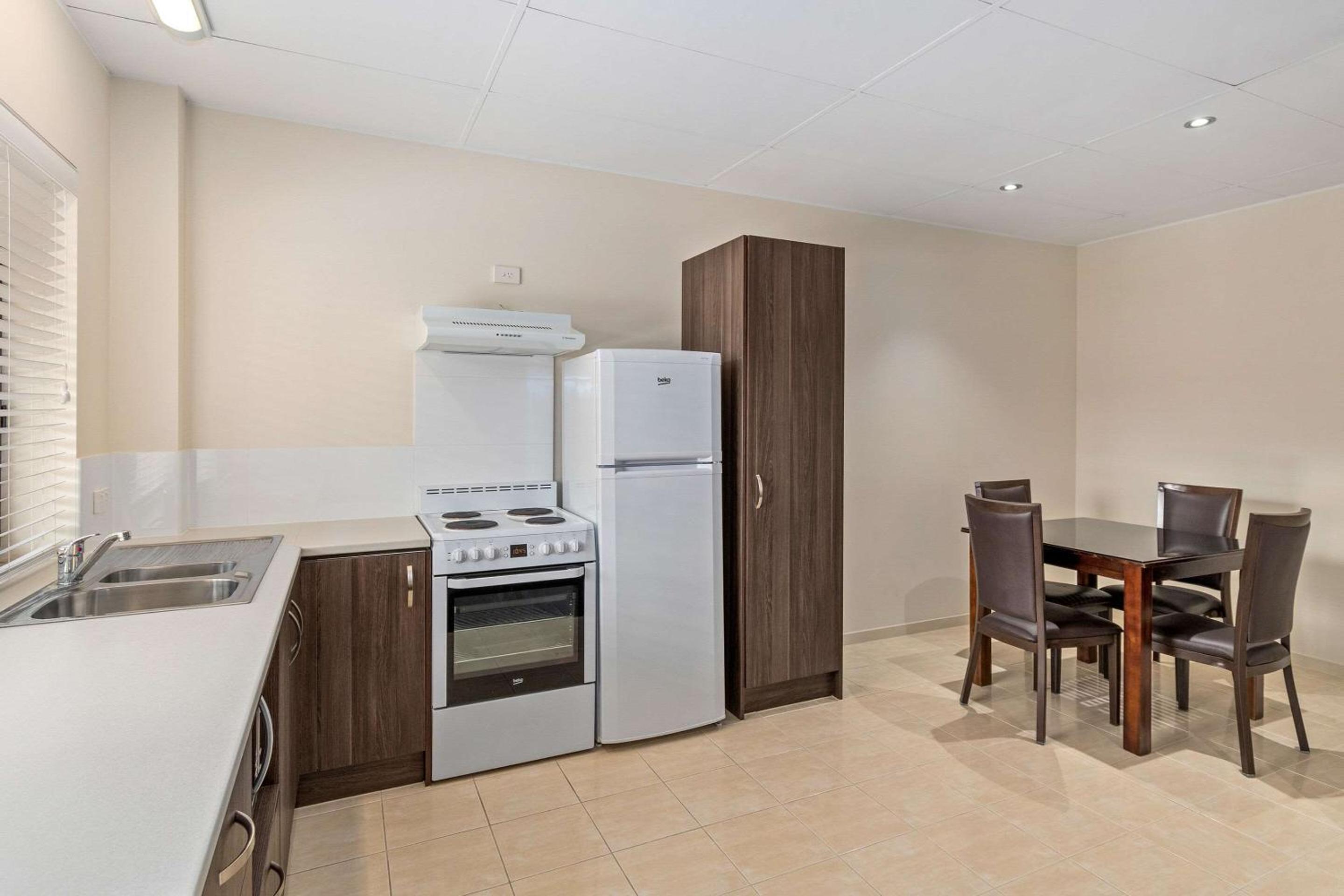 Brisbane Vacations - Quality Hotel Robertson Gardens - Property Image 47