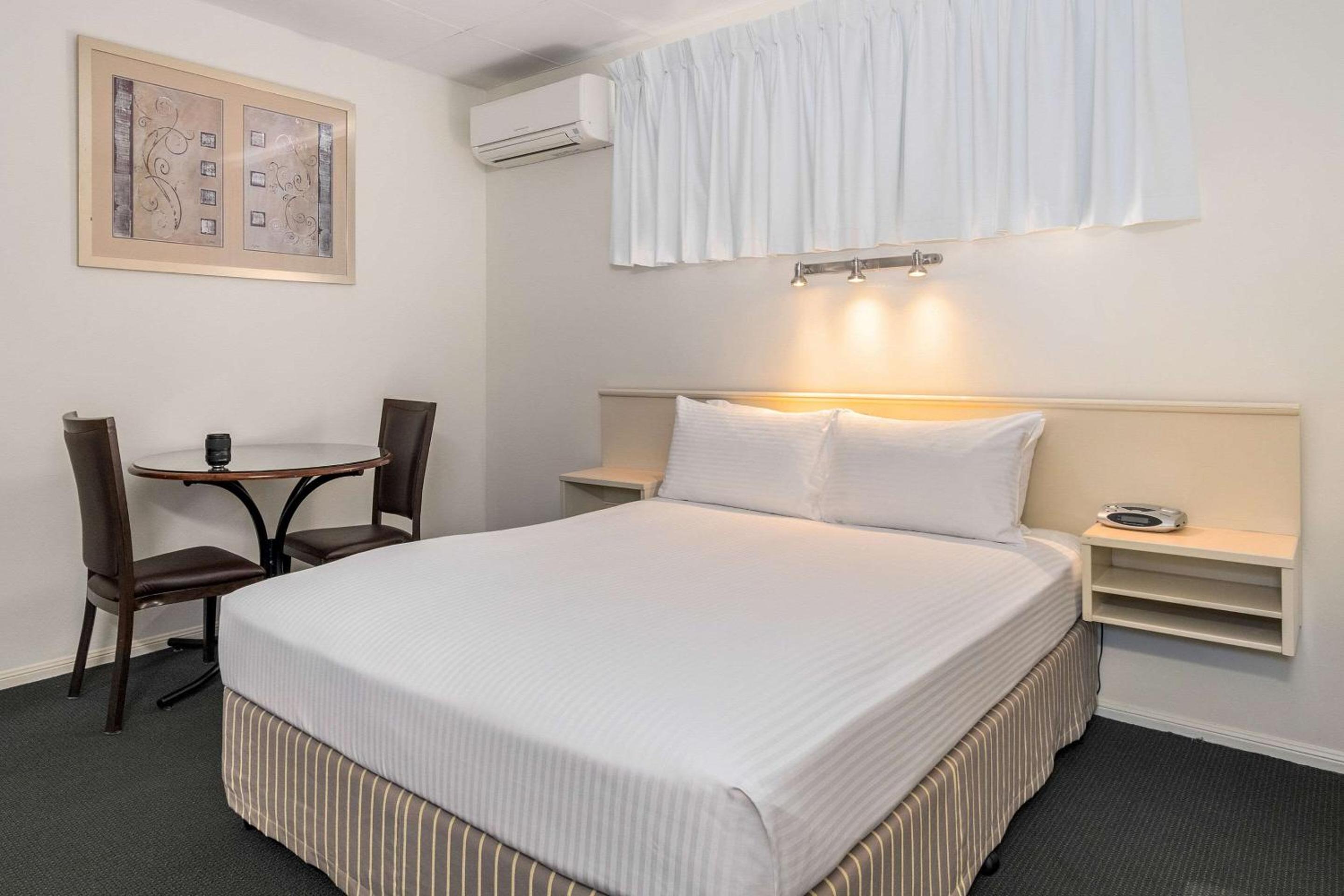Brisbane Vacations - Quality Hotel Robertson Gardens - Property Image 9