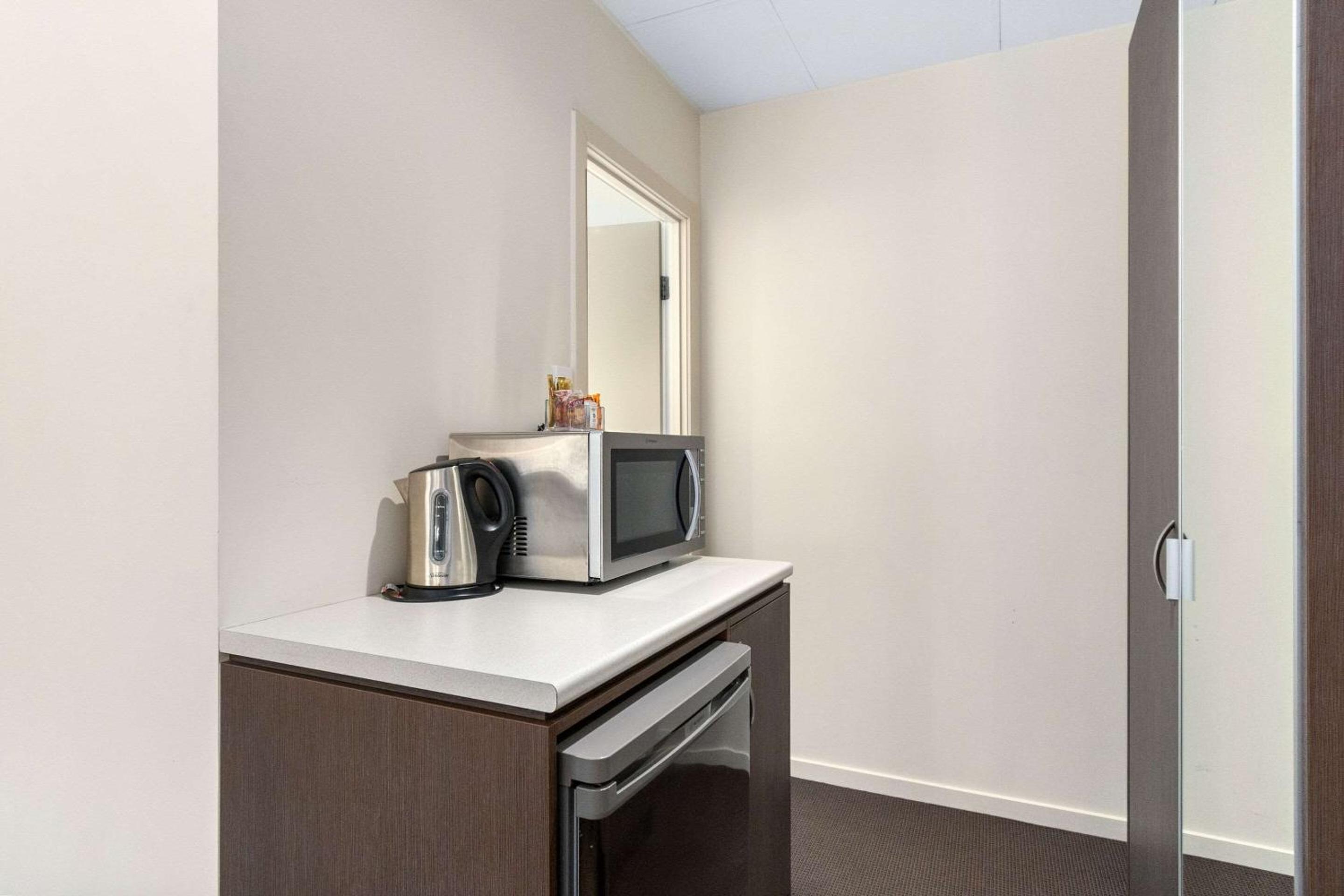 Brisbane Vacations - Quality Hotel Robertson Gardens - Property Image 18