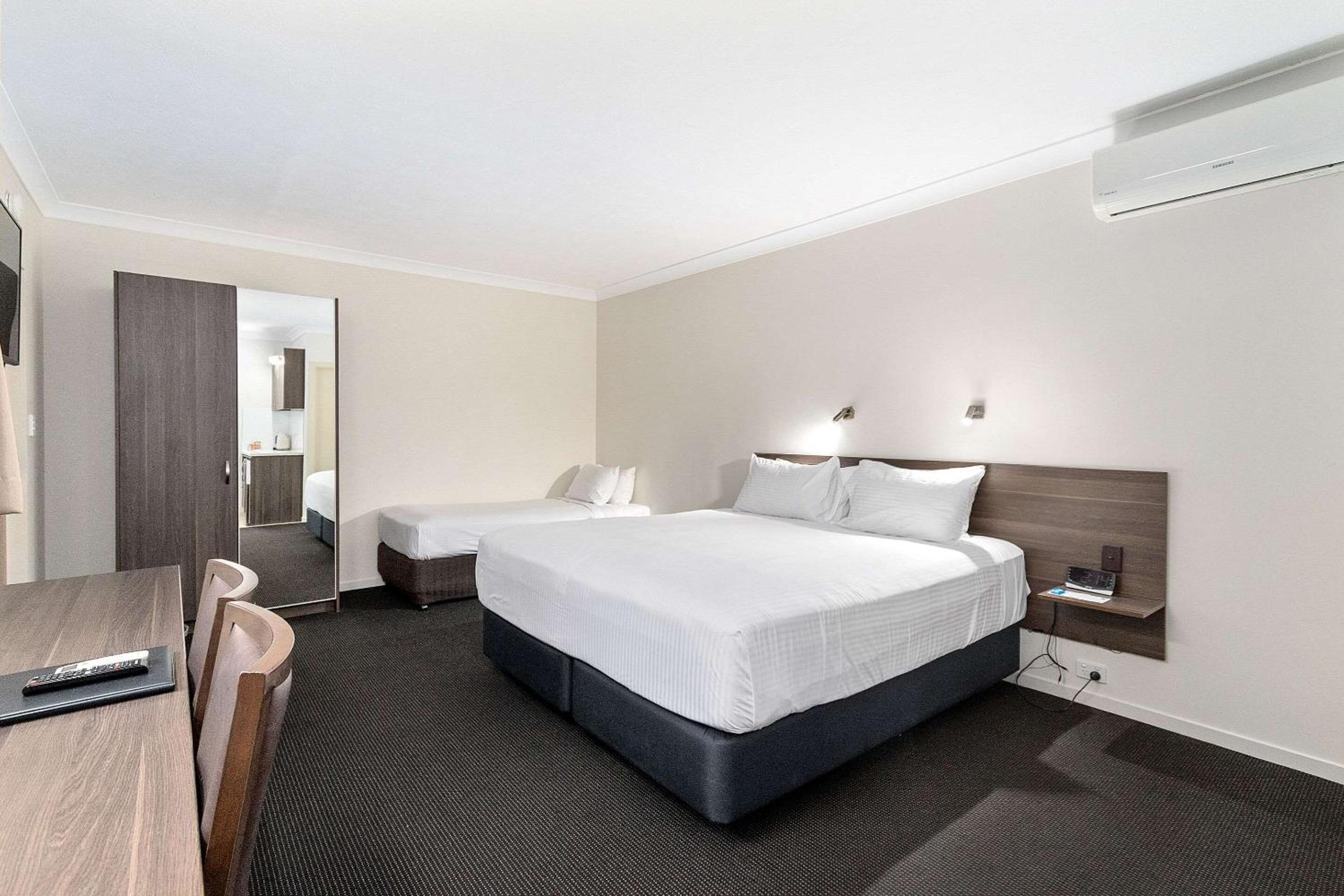 Brisbane Vacations - Quality Hotel Robertson Gardens - Property Image 21