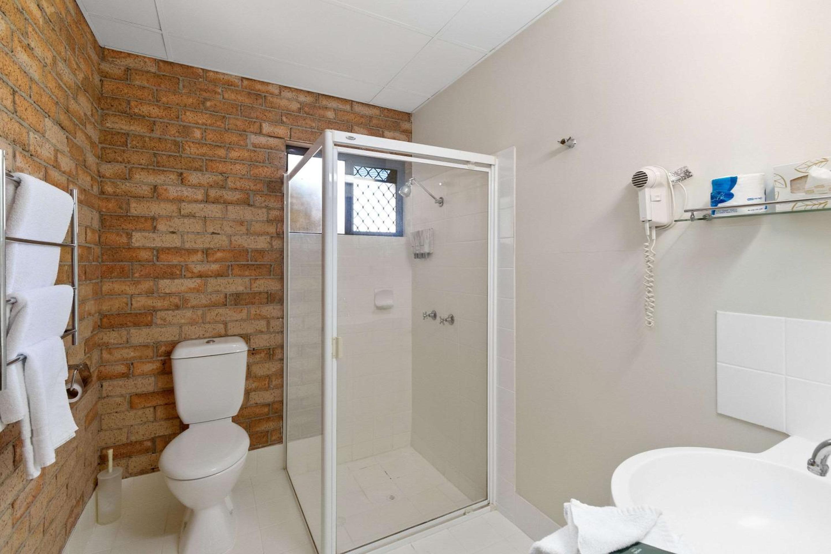 Brisbane Vacations - Quality Hotel Robertson Gardens - Property Image 26