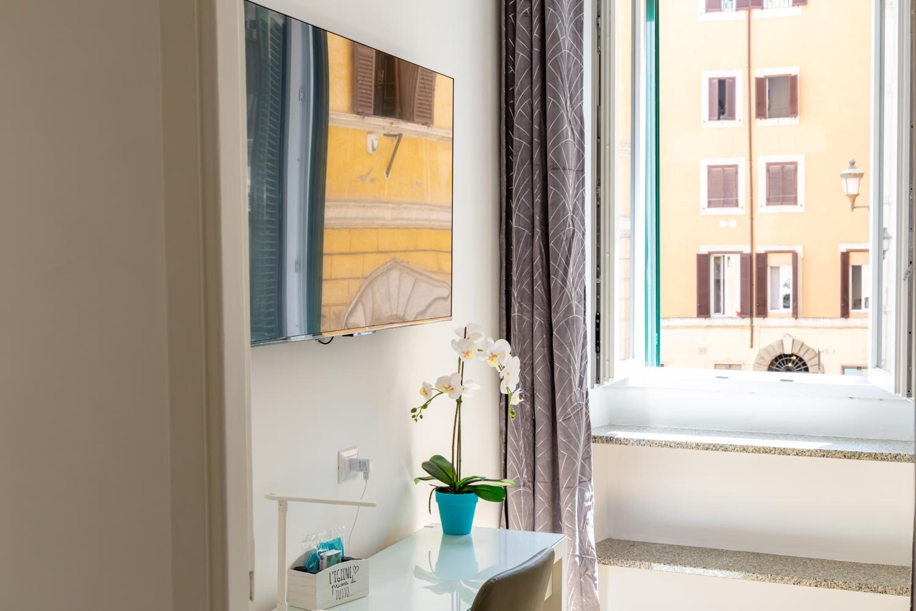 MH Luxury Suite Pantheon