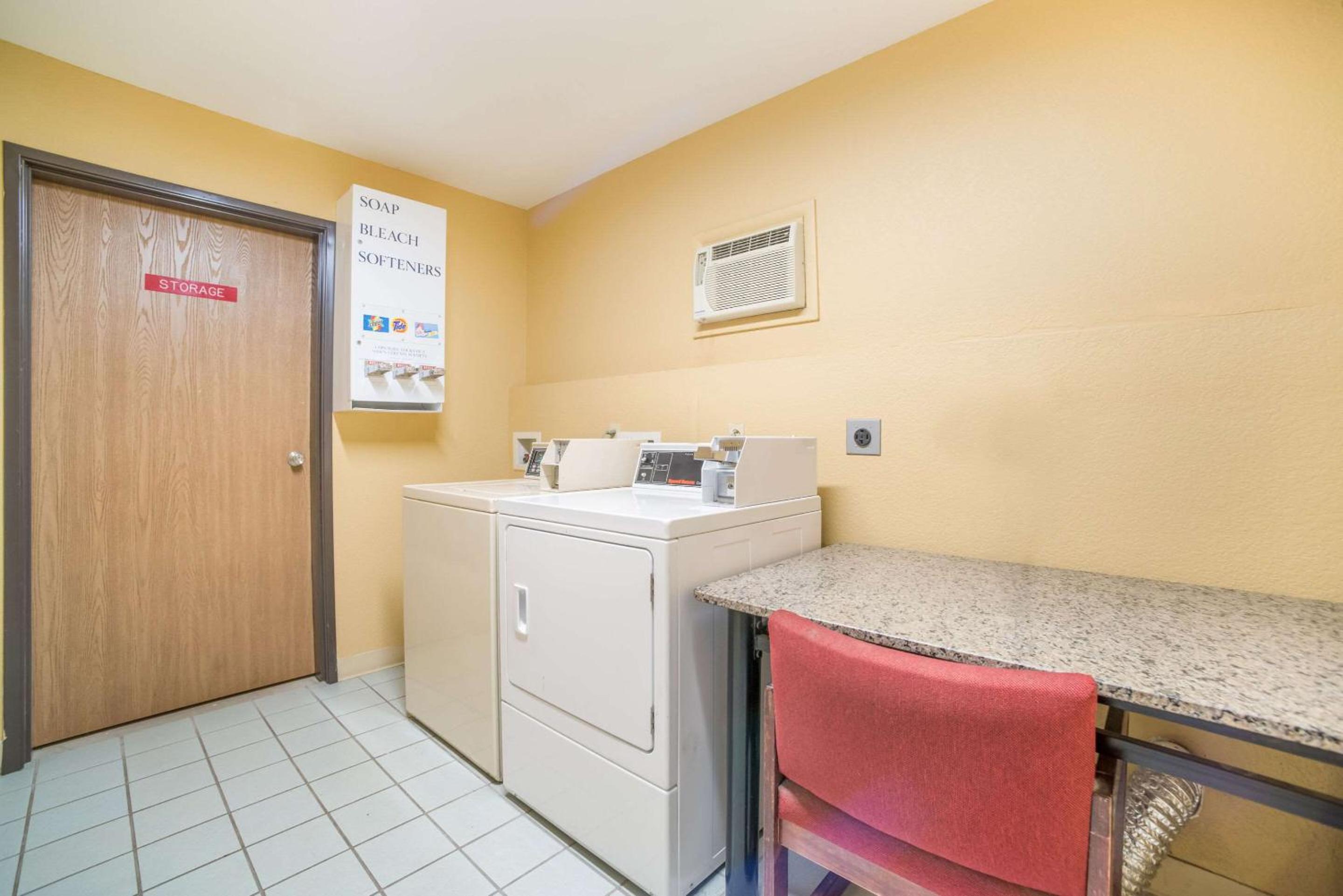 Quality Inn O'Fallon IL - St Louis - Shiloh, 사진 17