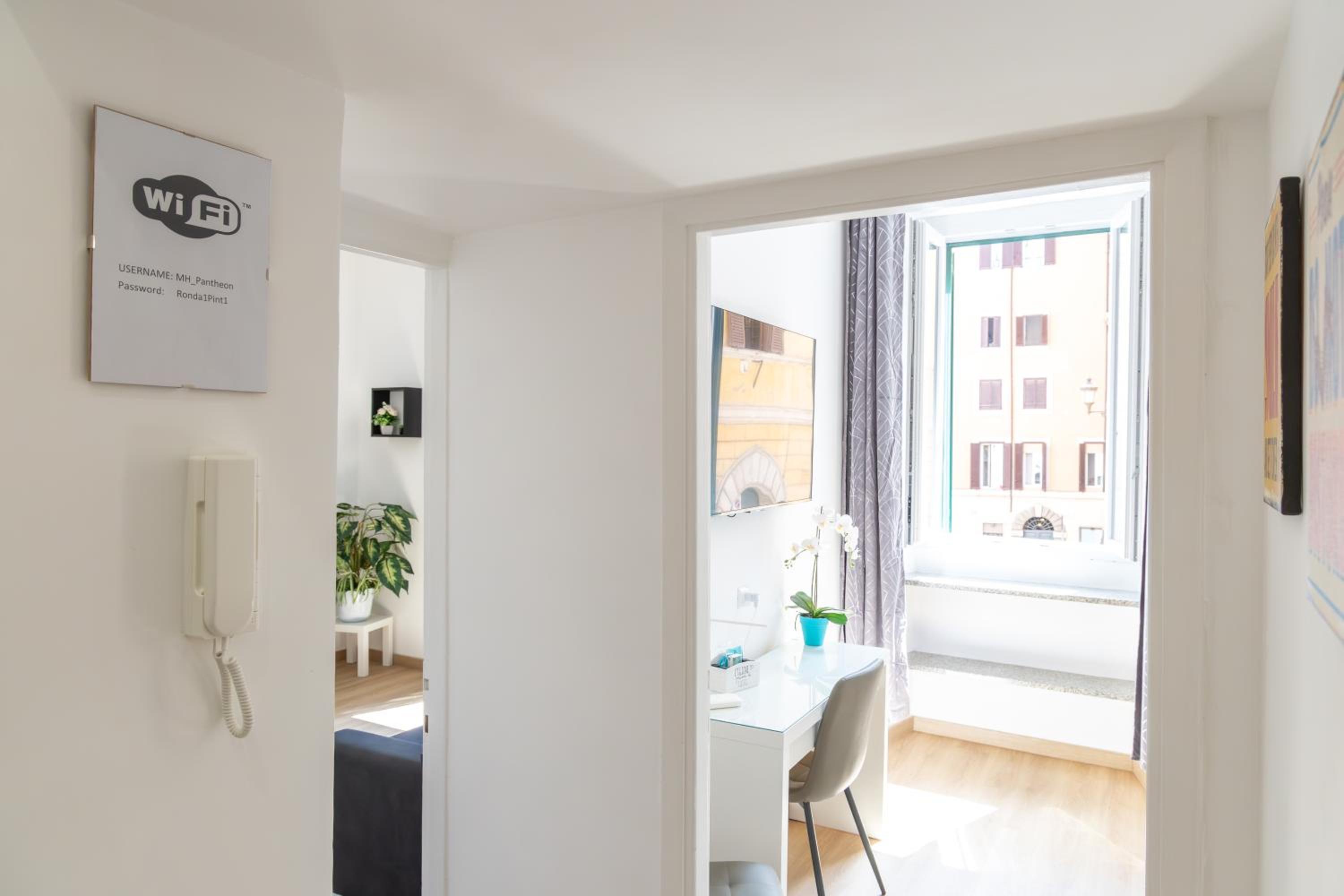 MH Luxury Suite Pantheon