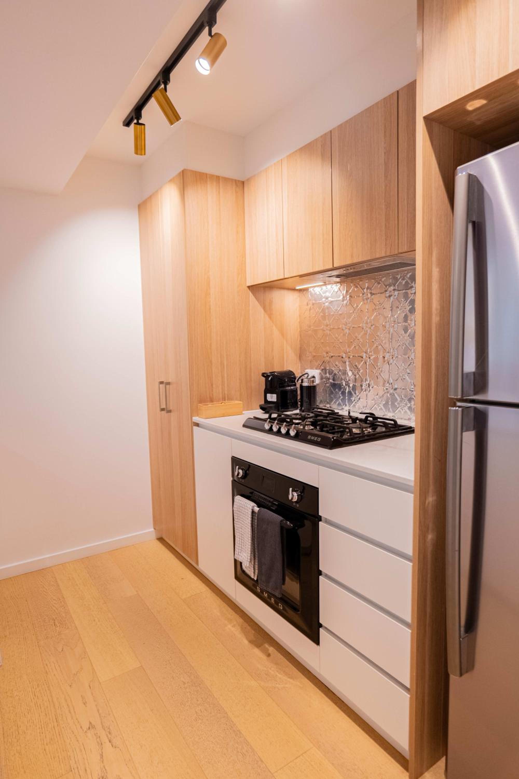 2 Bedroom 2 bath 1 Car on Lonsdale Street