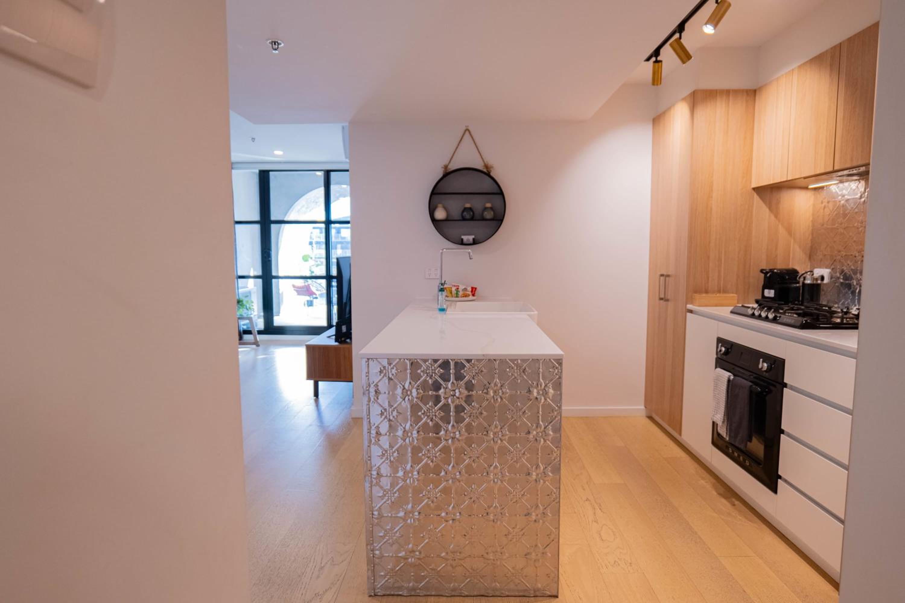2 Bedroom 2 bath 1 Car on Lonsdale Street