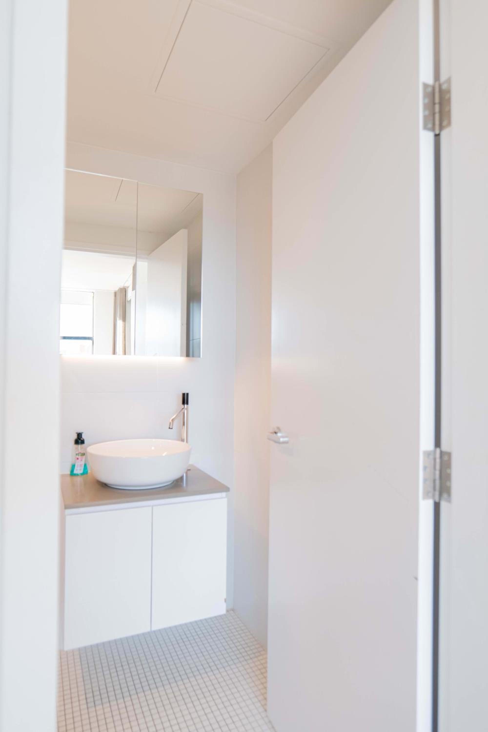 2 Bedroom 2 bath 1 Car on Lonsdale Street
