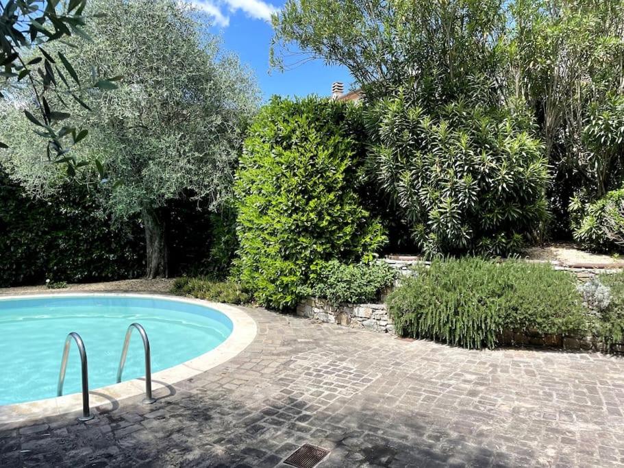 Idyllische Landhaus Villa mit Pool und Fernblick view 3