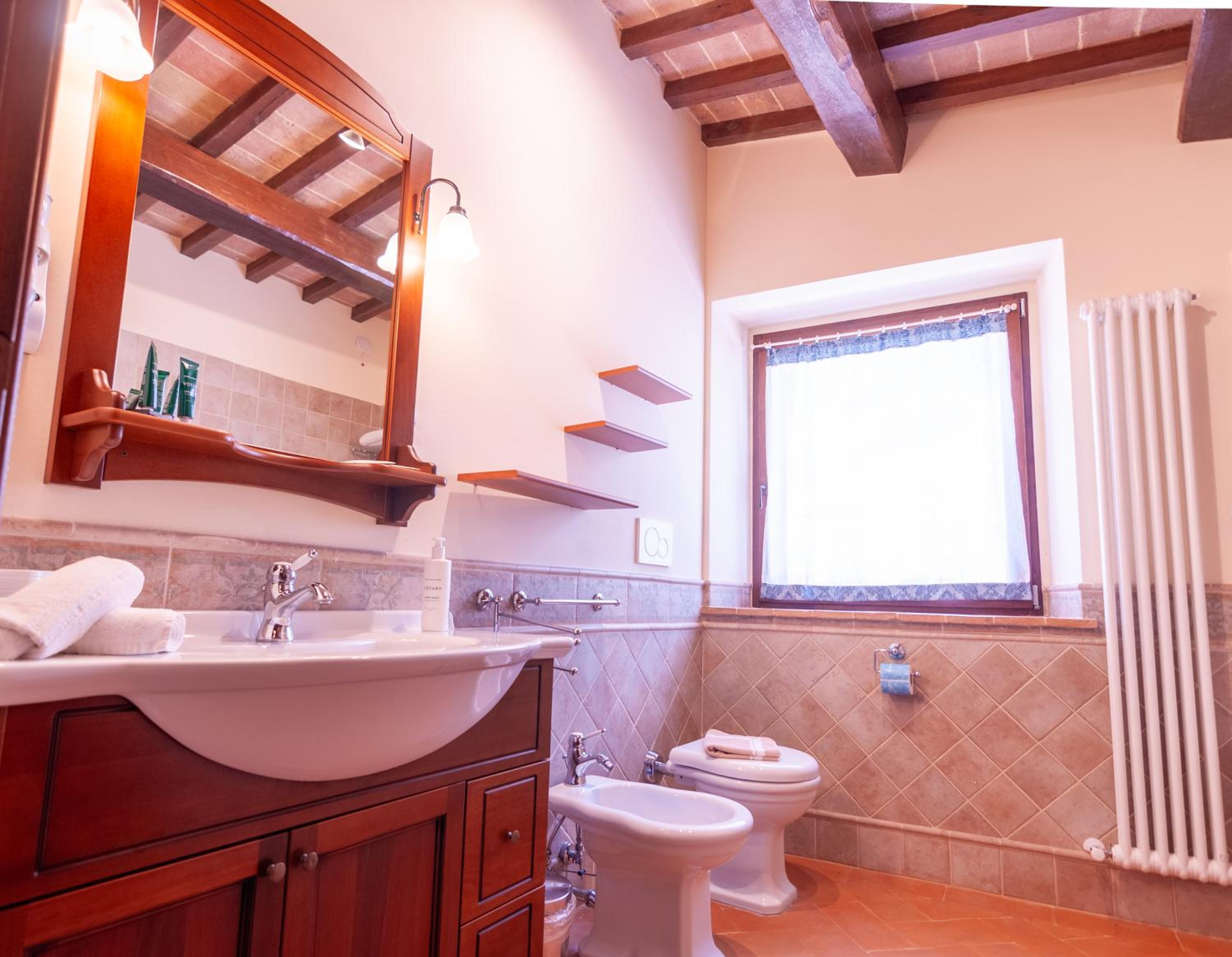Photo 142