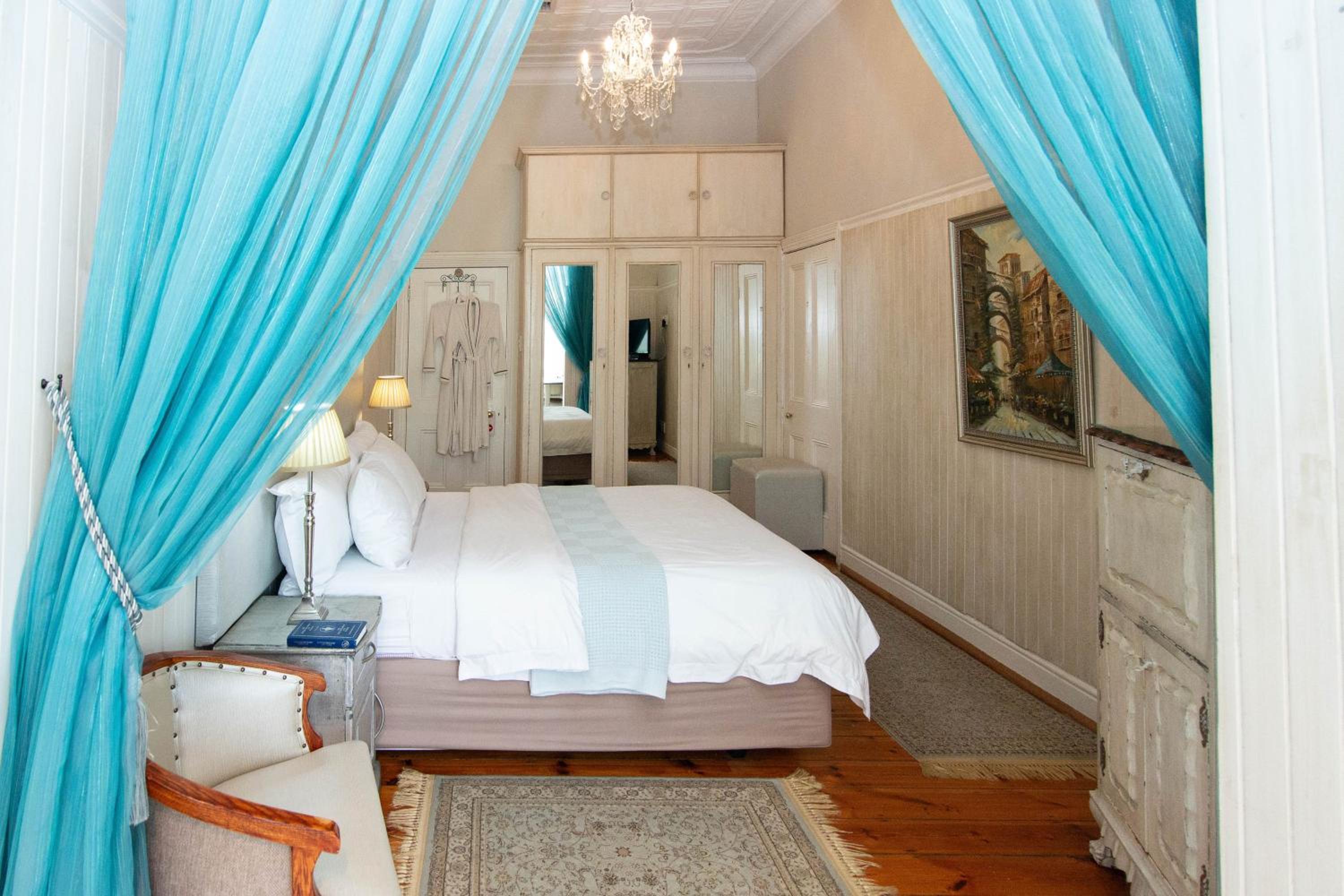 Oleander Guest House