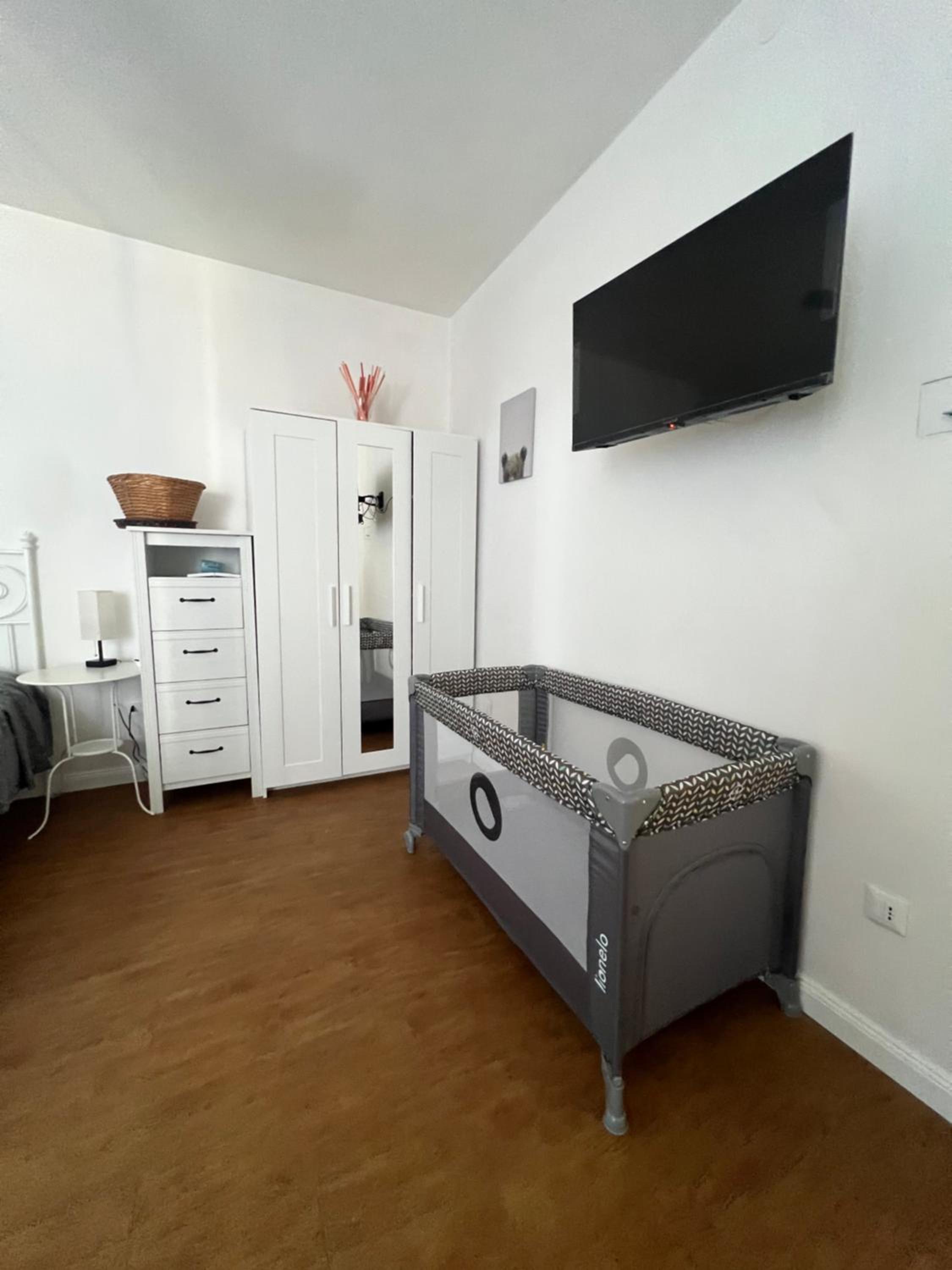 Loft con Terrazzo a Pescara - Mare a 900m view 2