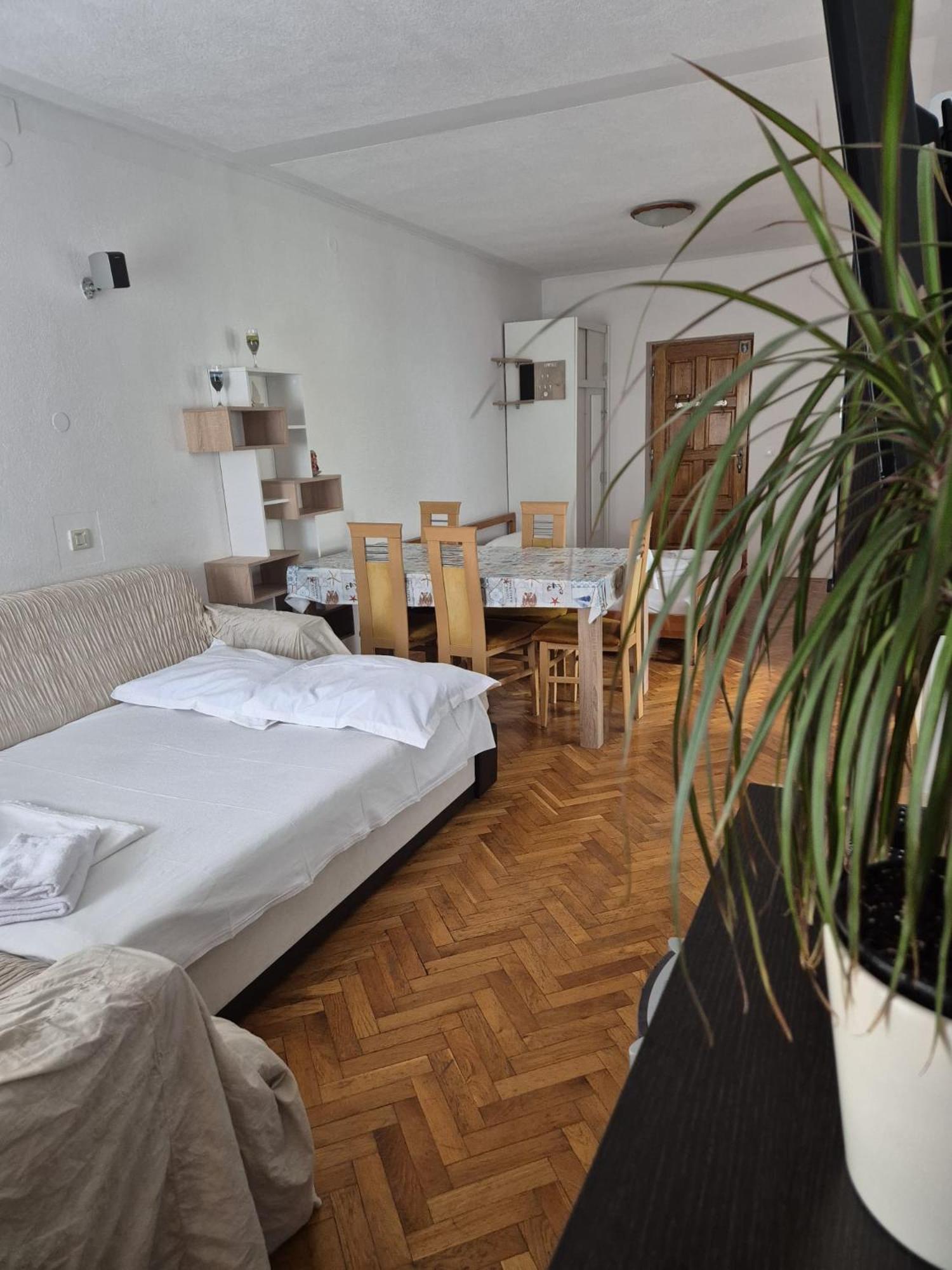 Apartmani Baška Voda