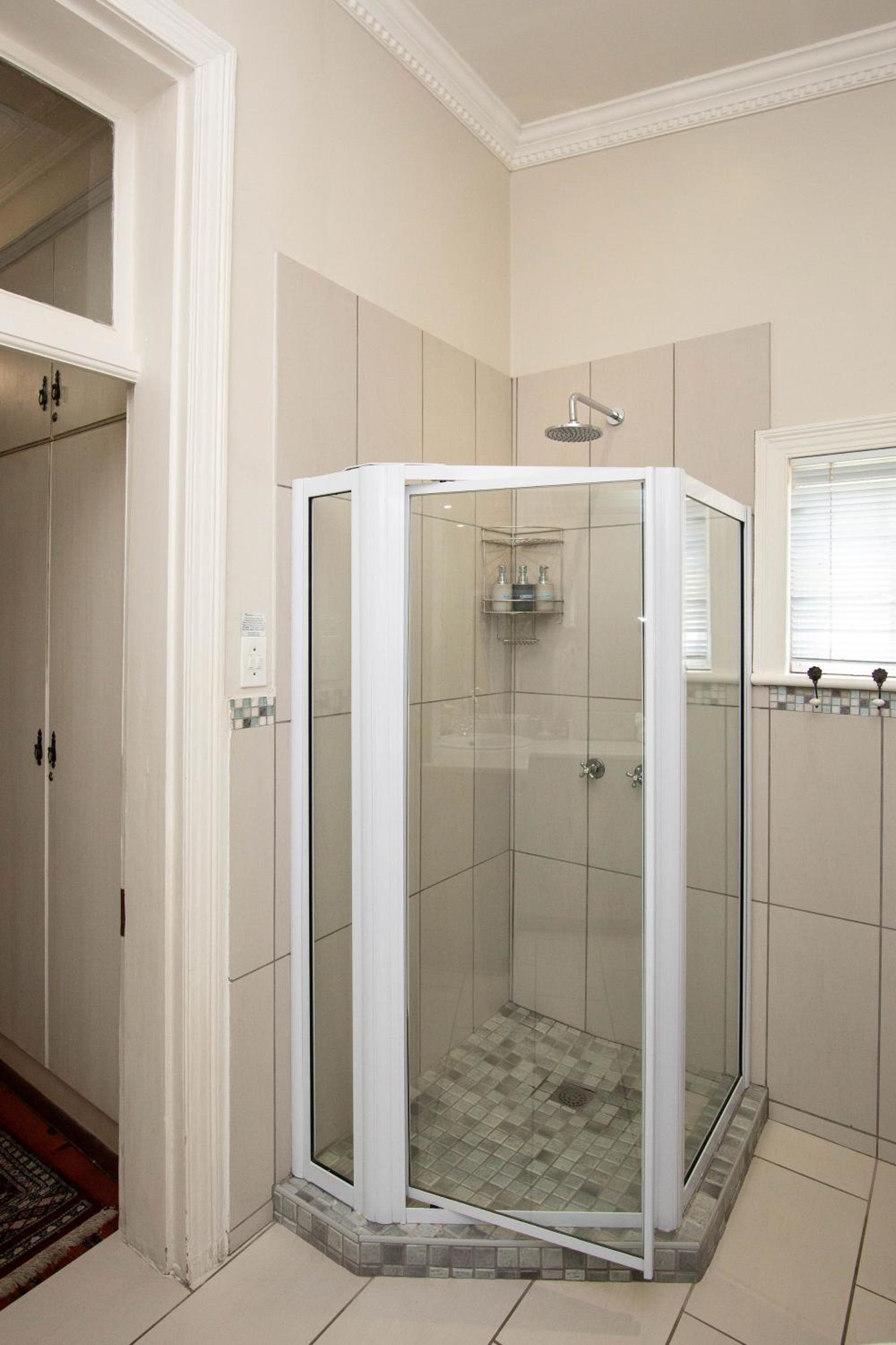 Oleander Guest House