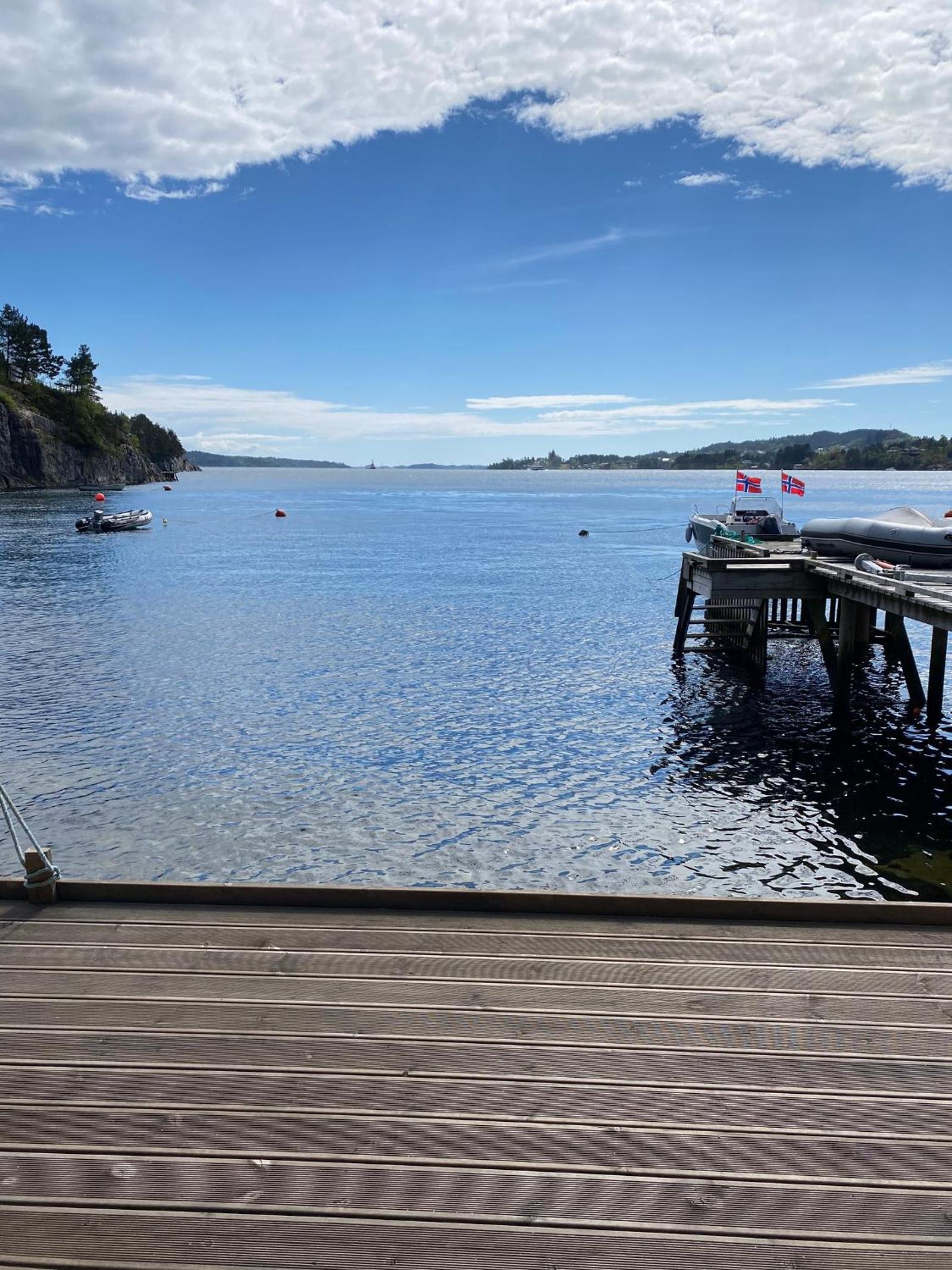 Nydelig villa ved sjøen med oppvarmet basseng view 5