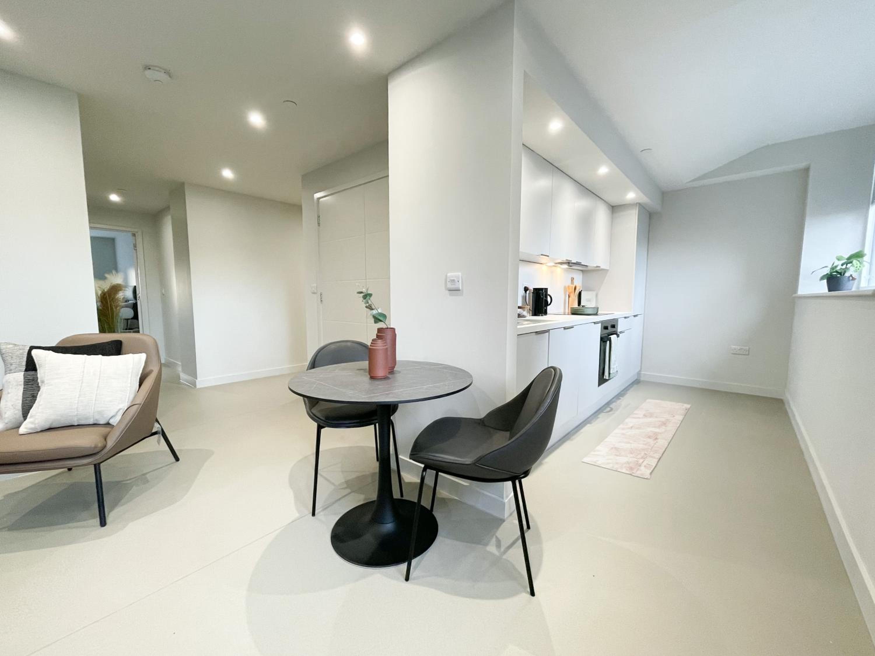 LIVINGWAY Roco