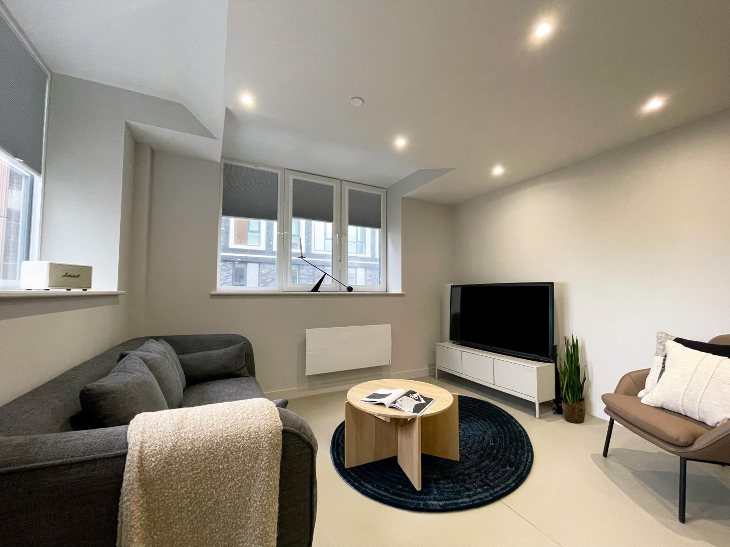LIVINGWAY Roco