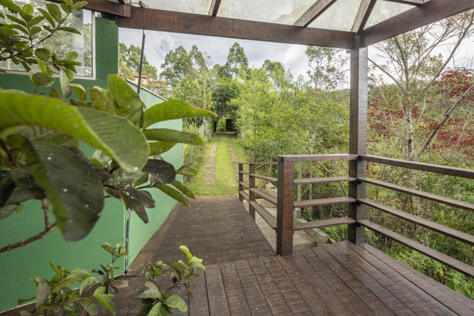 Glass House Lavras Novas