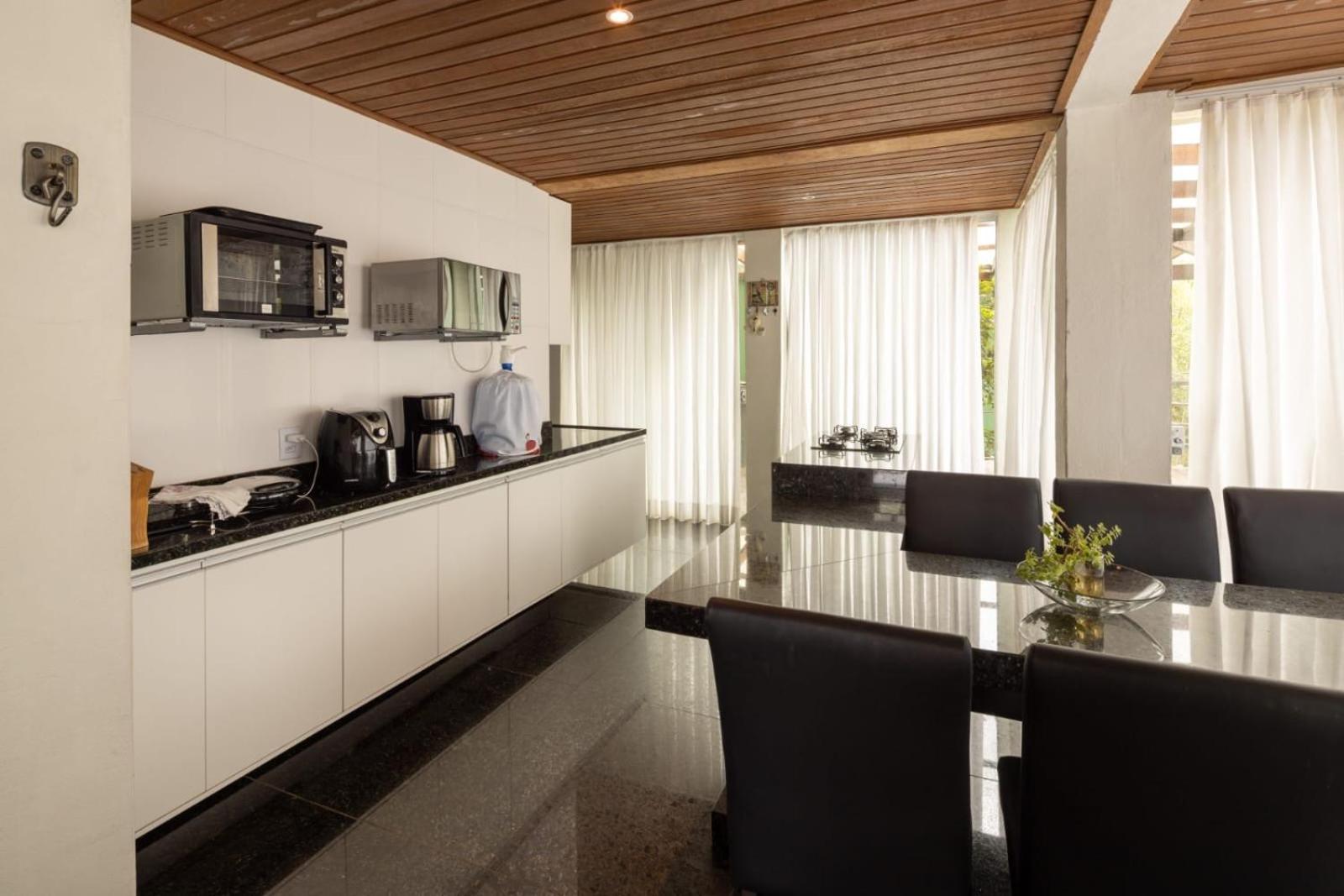 Glass House Lavras Novas