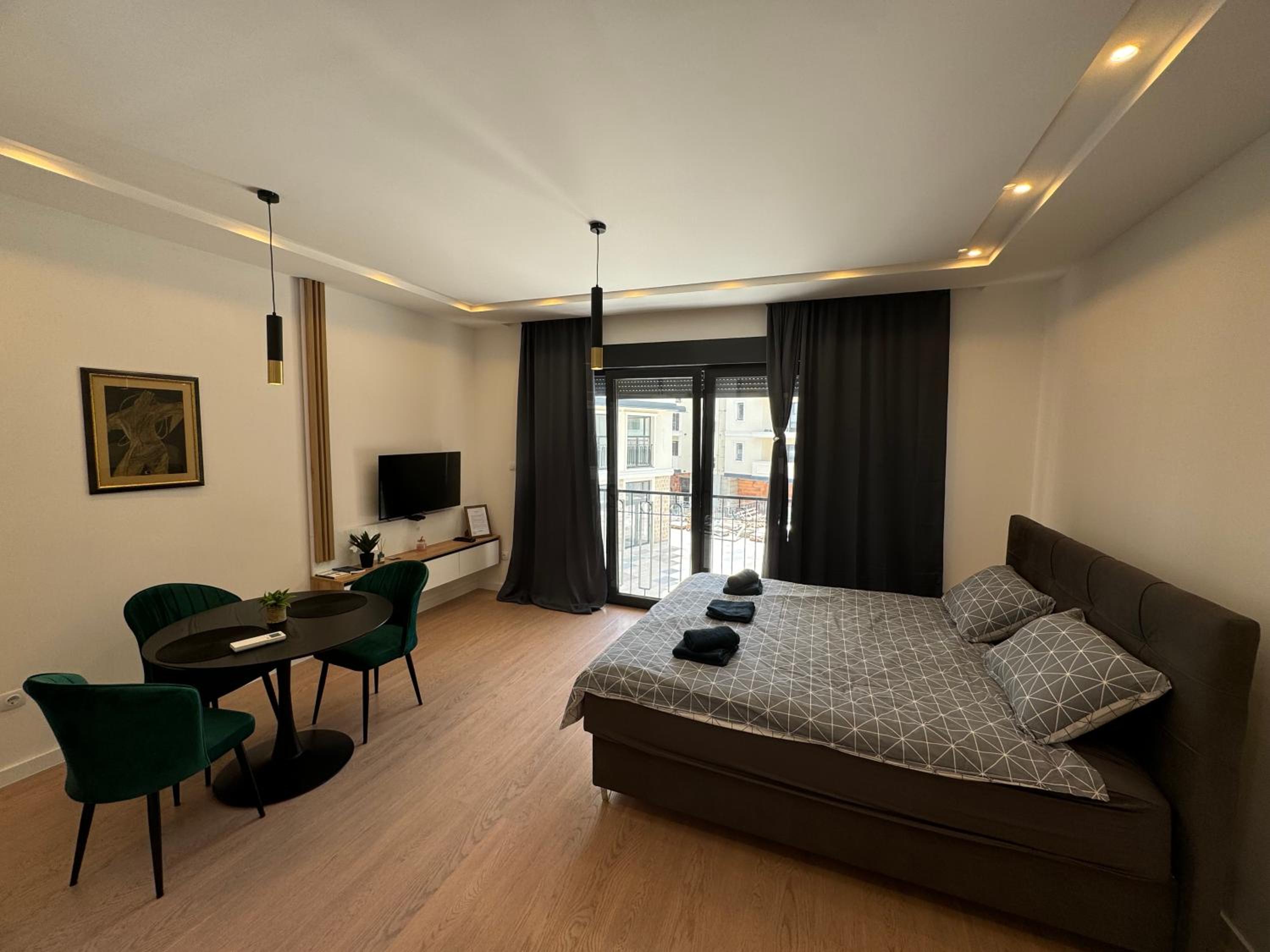 Epicenter Suite