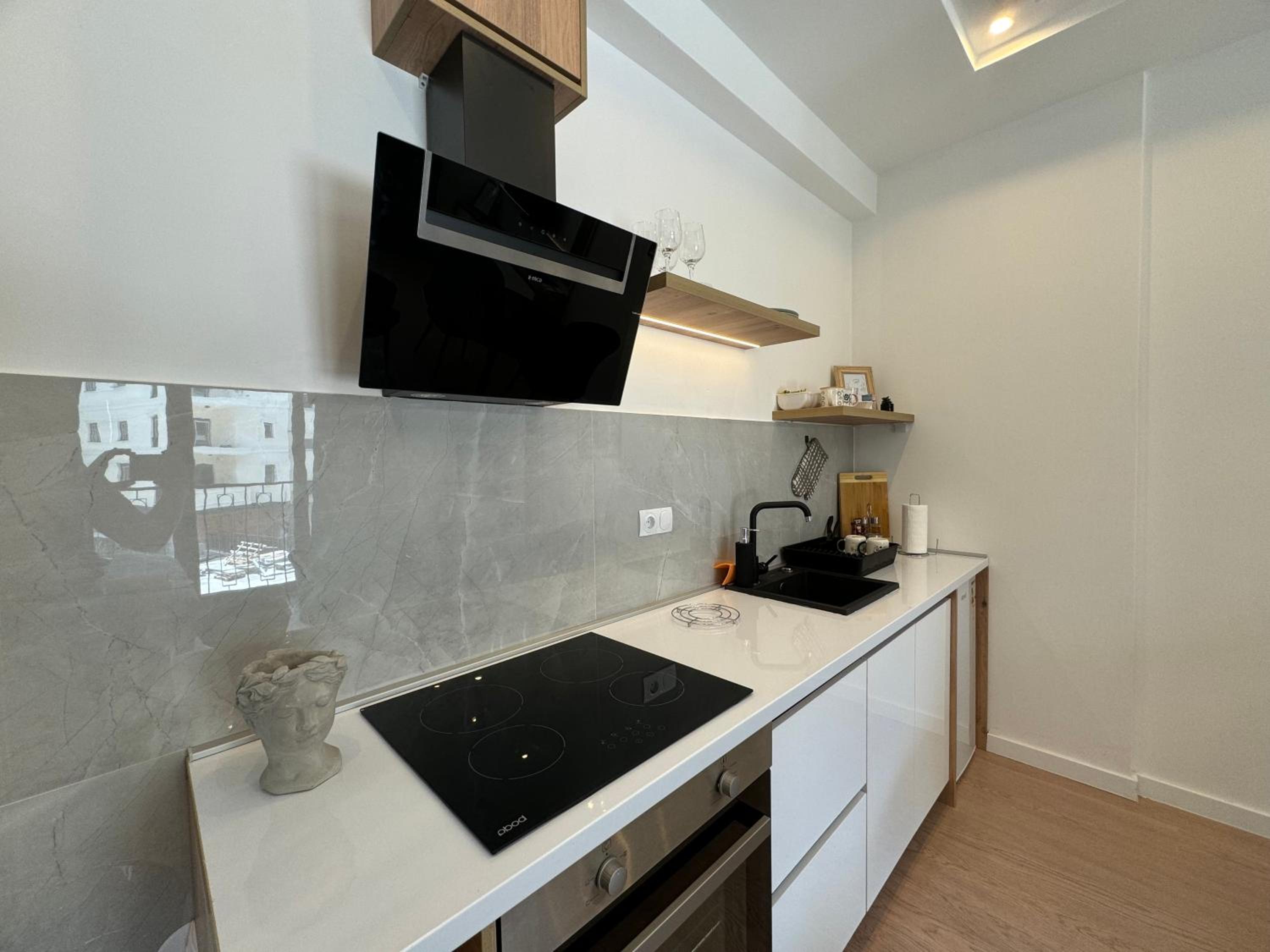 Epicenter Suite