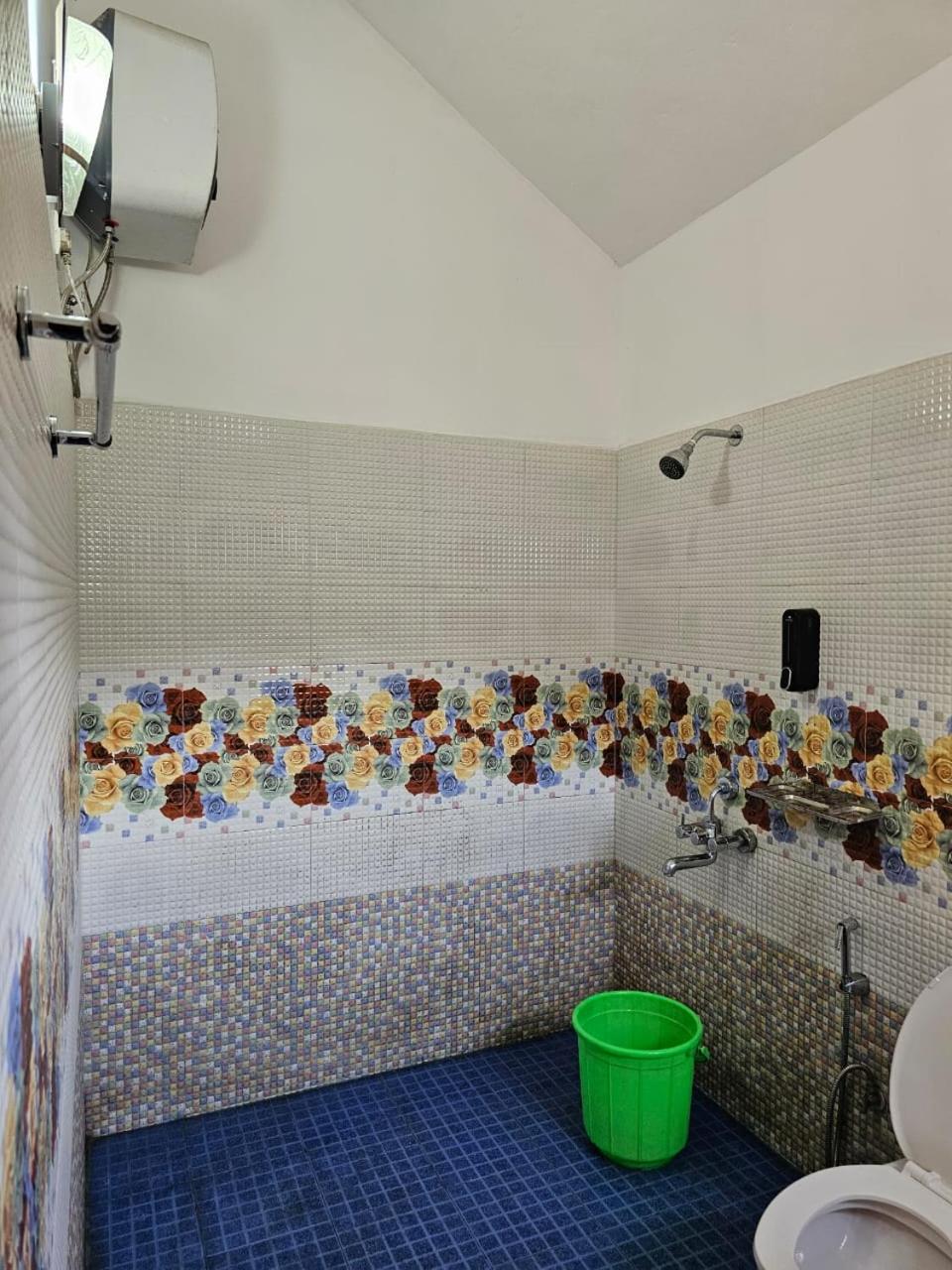 Photo 10