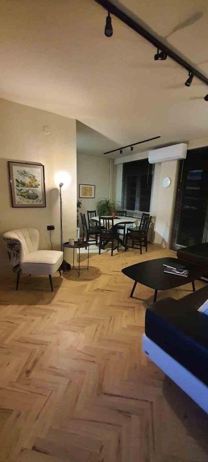 DS apartment view 5